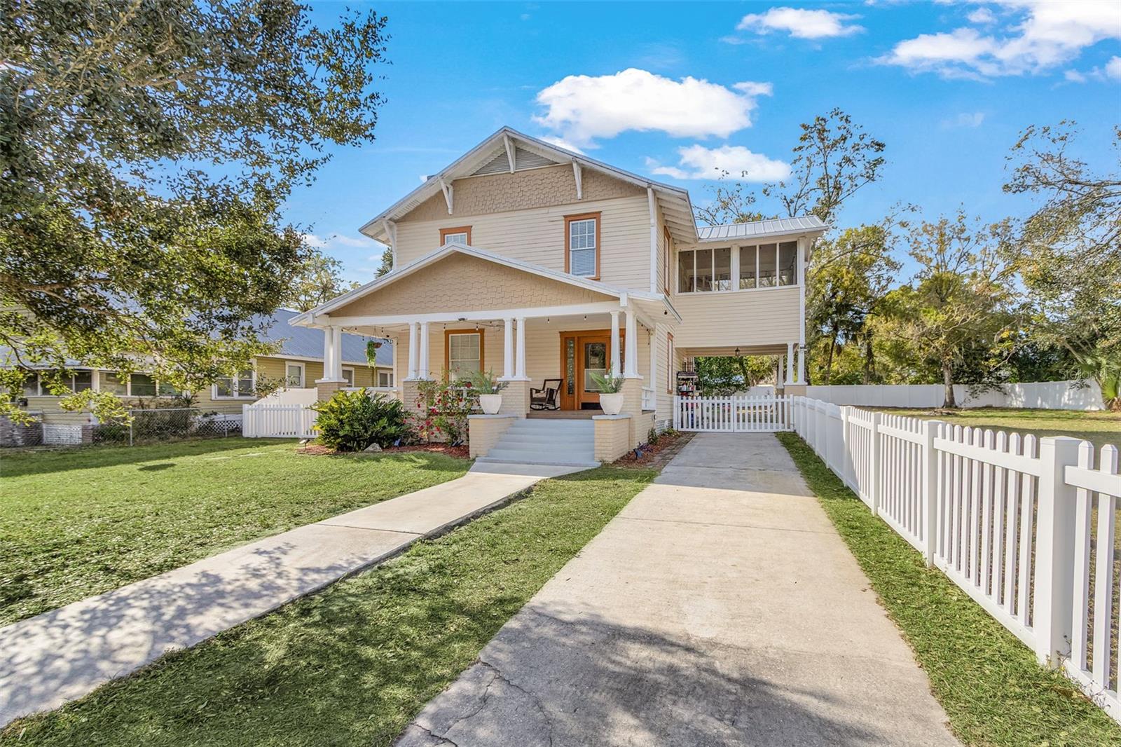213 N MONROE AVE, ARCADIA, FL, 34266