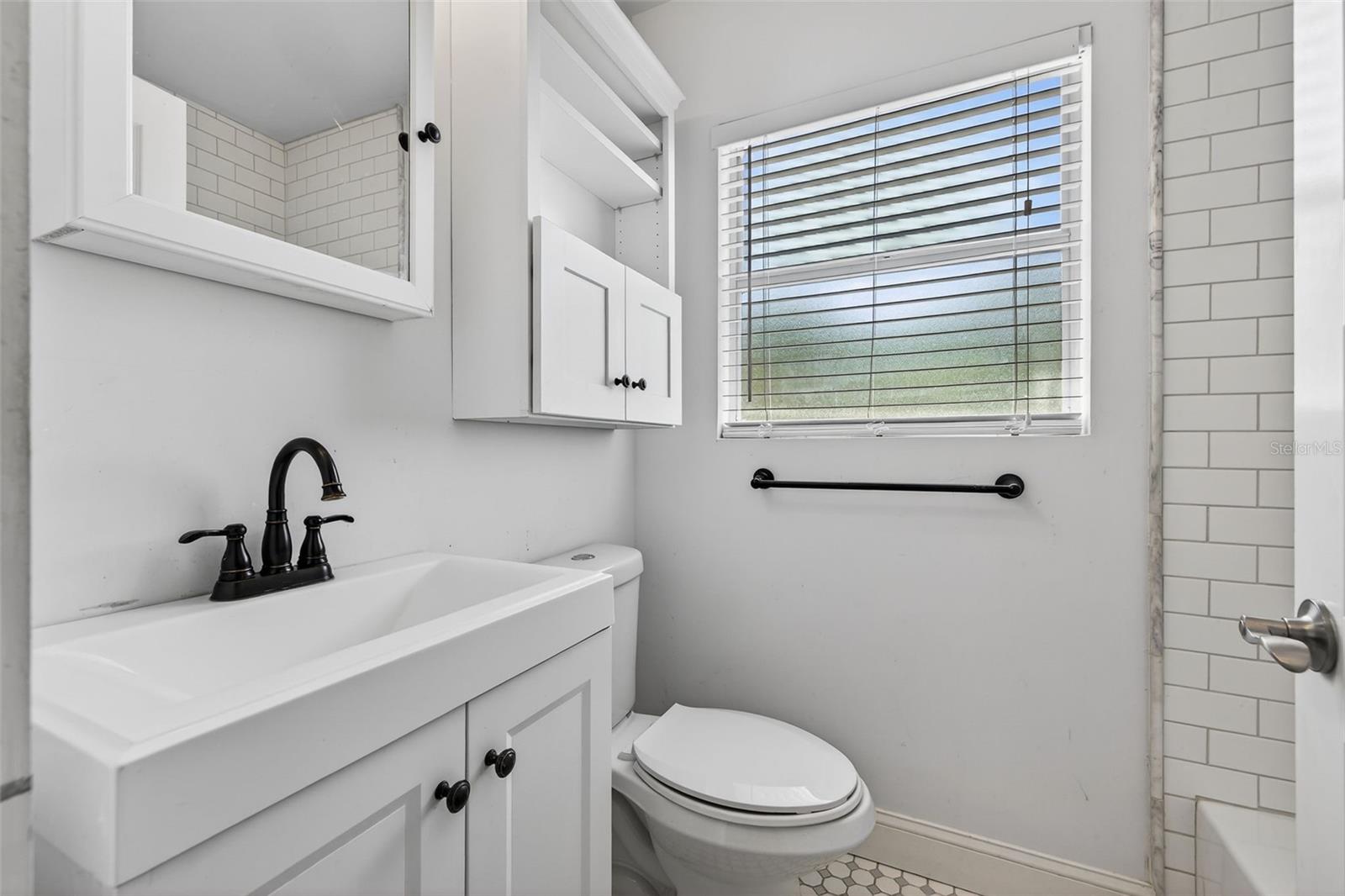 734 40TH AVE NE, ST PETERSBURG, FL, 33703