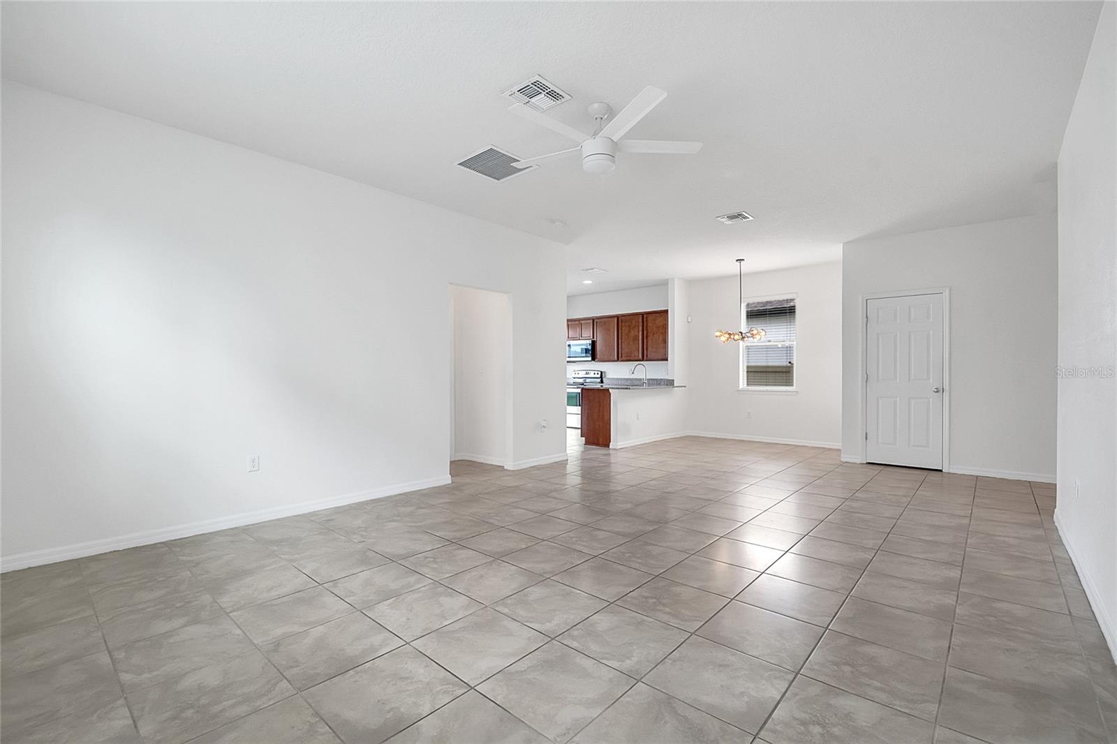 3512 SOUTHERN CROSS LOOP, KISSIMMEE, FL, 34744