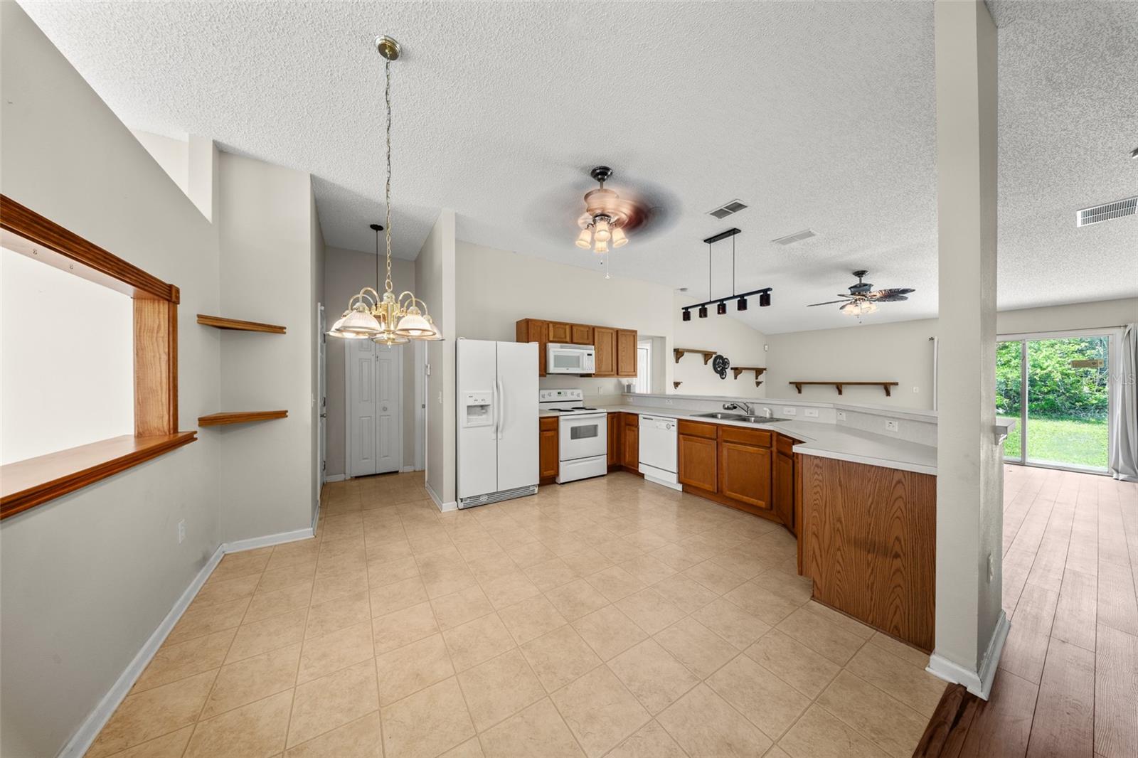 19 POSTMAN LN, PALM COAST, FL, 32164