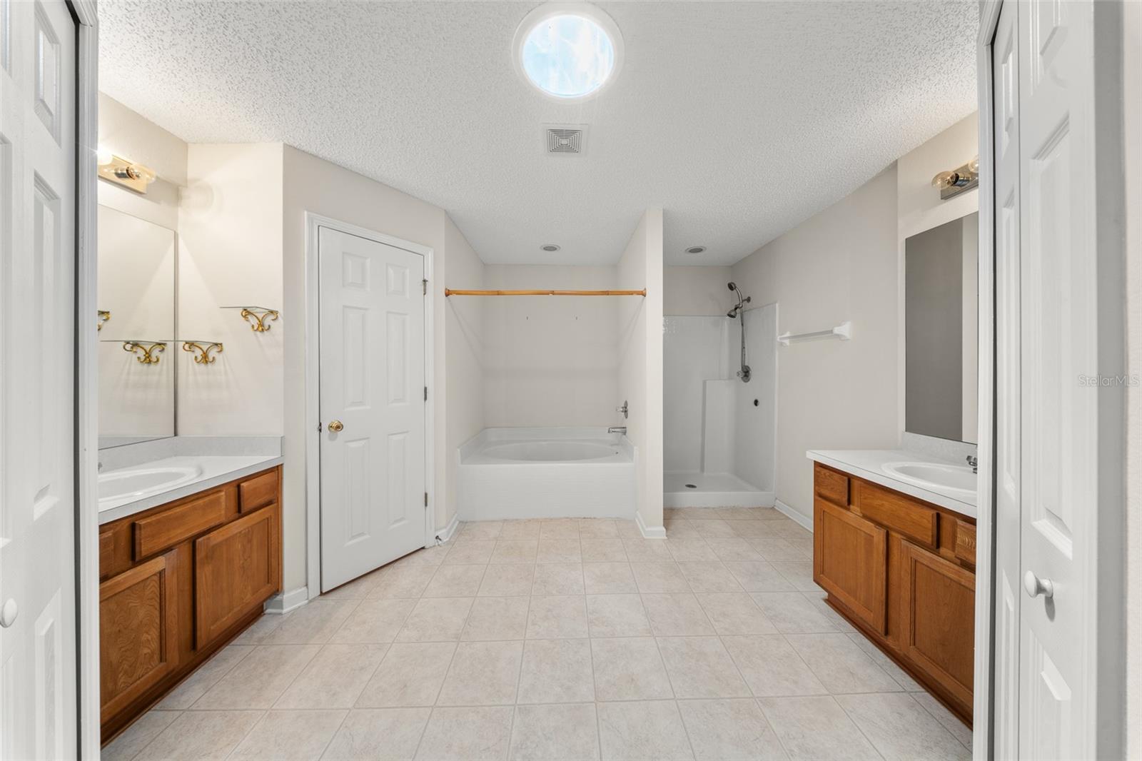 19 POSTMAN LN, PALM COAST, FL, 32164