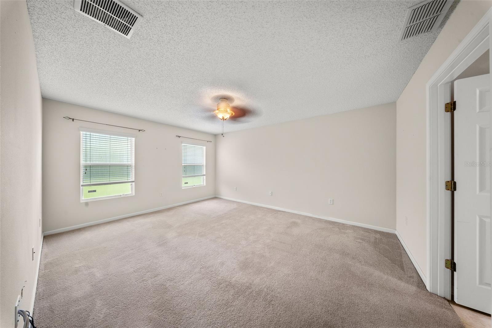 19 POSTMAN LN, PALM COAST, FL, 32164