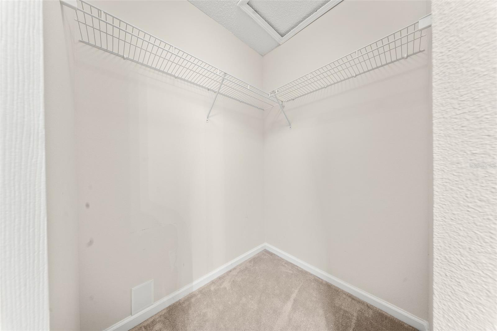 19 POSTMAN LN, PALM COAST, FL, 32164