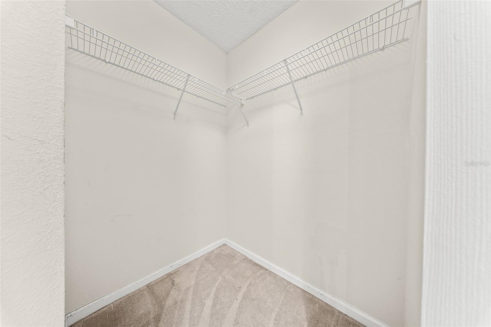 19 POSTMAN LN, PALM COAST, FL, 32164