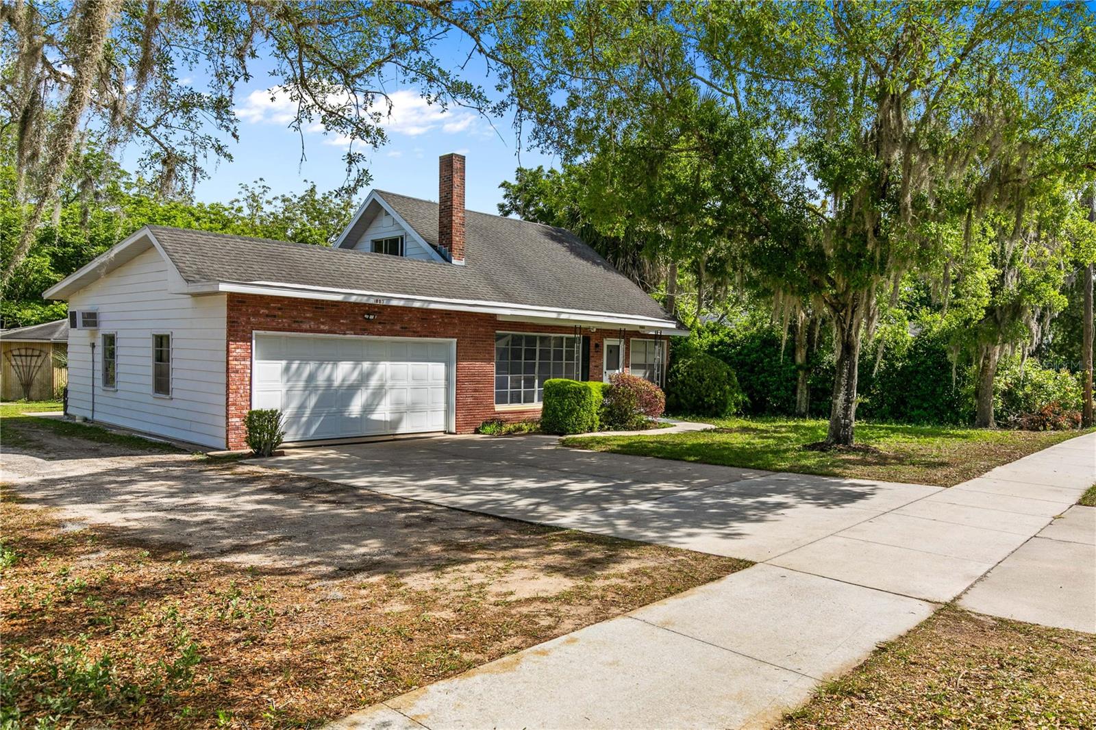 1803 E ORANGE AVE, EUSTIS, FL, 32726
