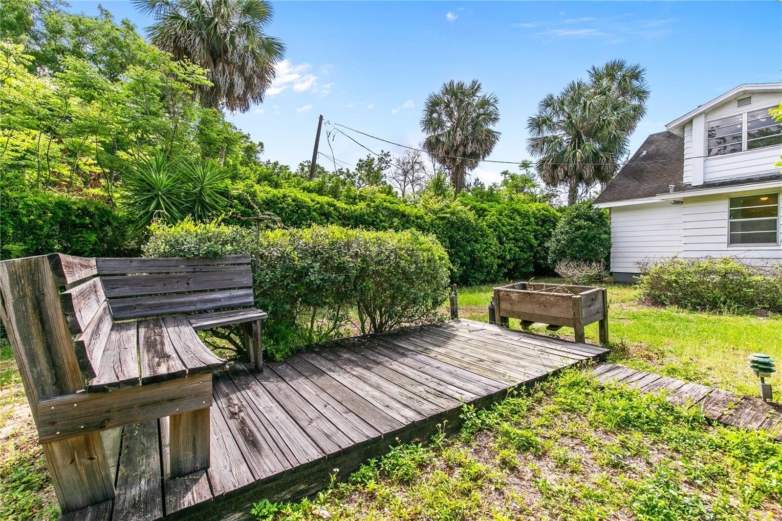 1803 E ORANGE AVE, EUSTIS, FL, 32726