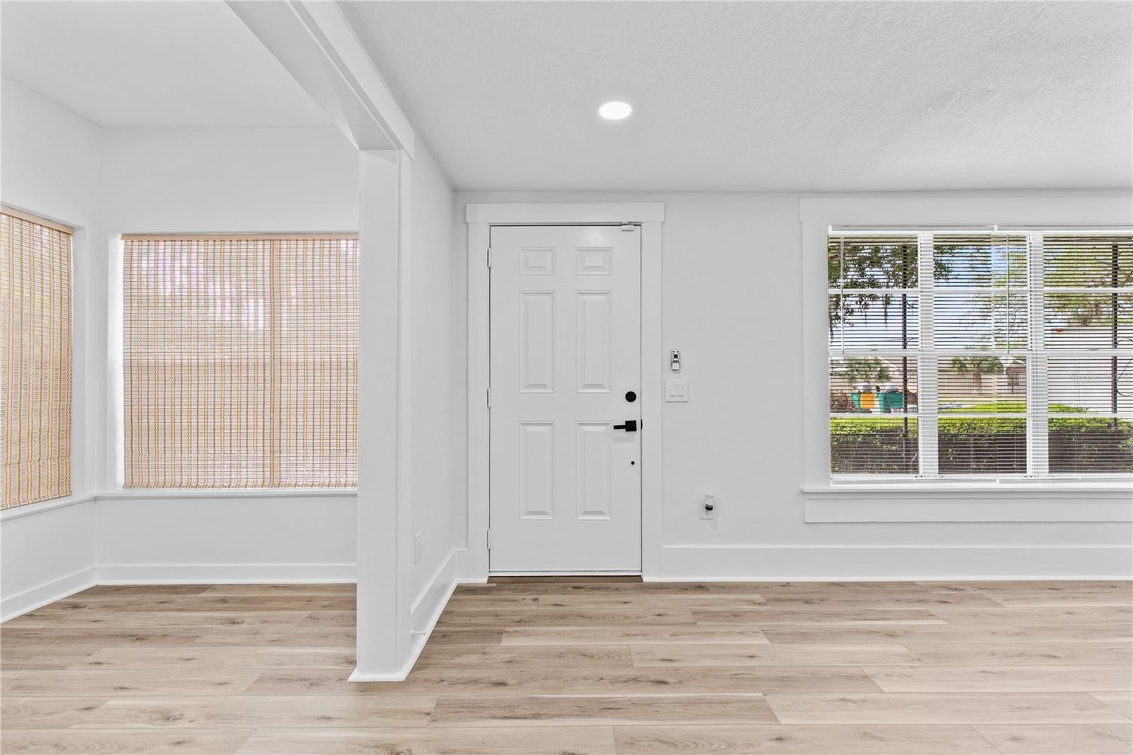 1803 E ORANGE AVE, EUSTIS, FL, 32726