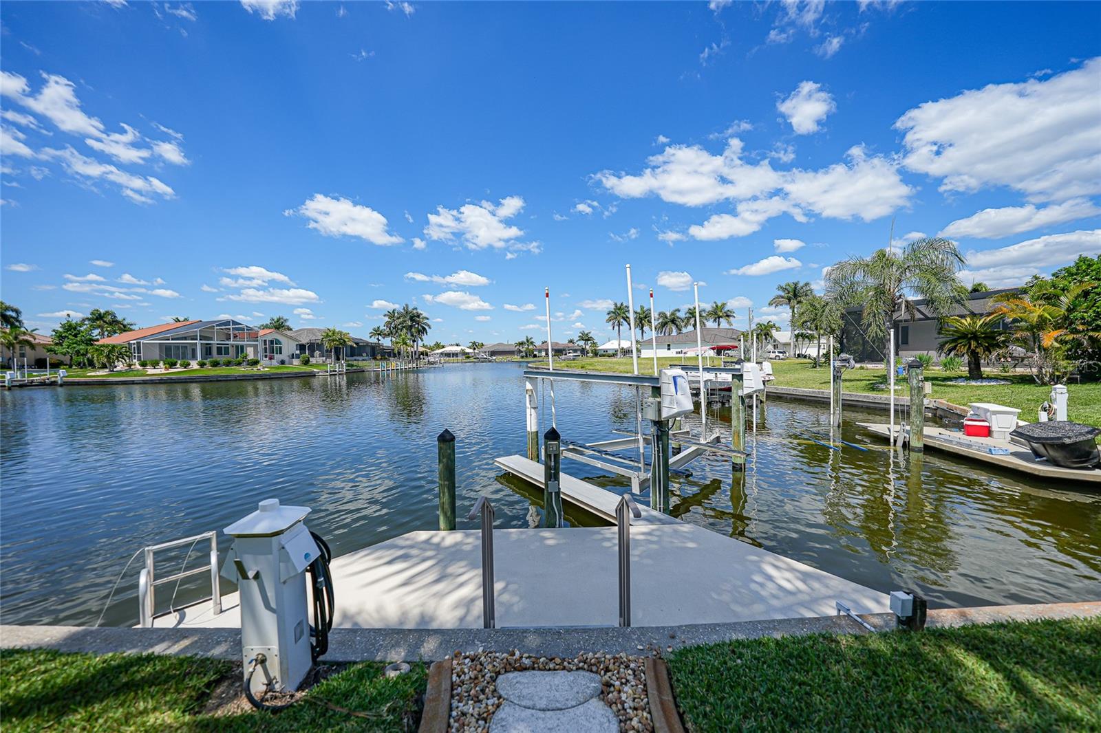 518 SAINT GIRONS CT, PUNTA GORDA, FL, 33950