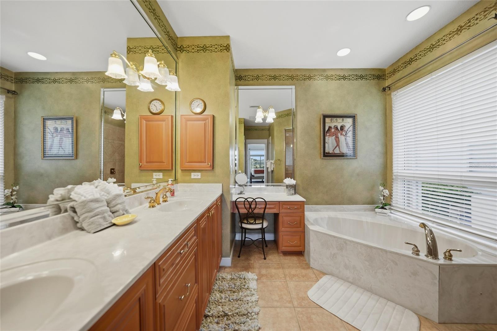 518 SAINT GIRONS CT, PUNTA GORDA, FL, 33950