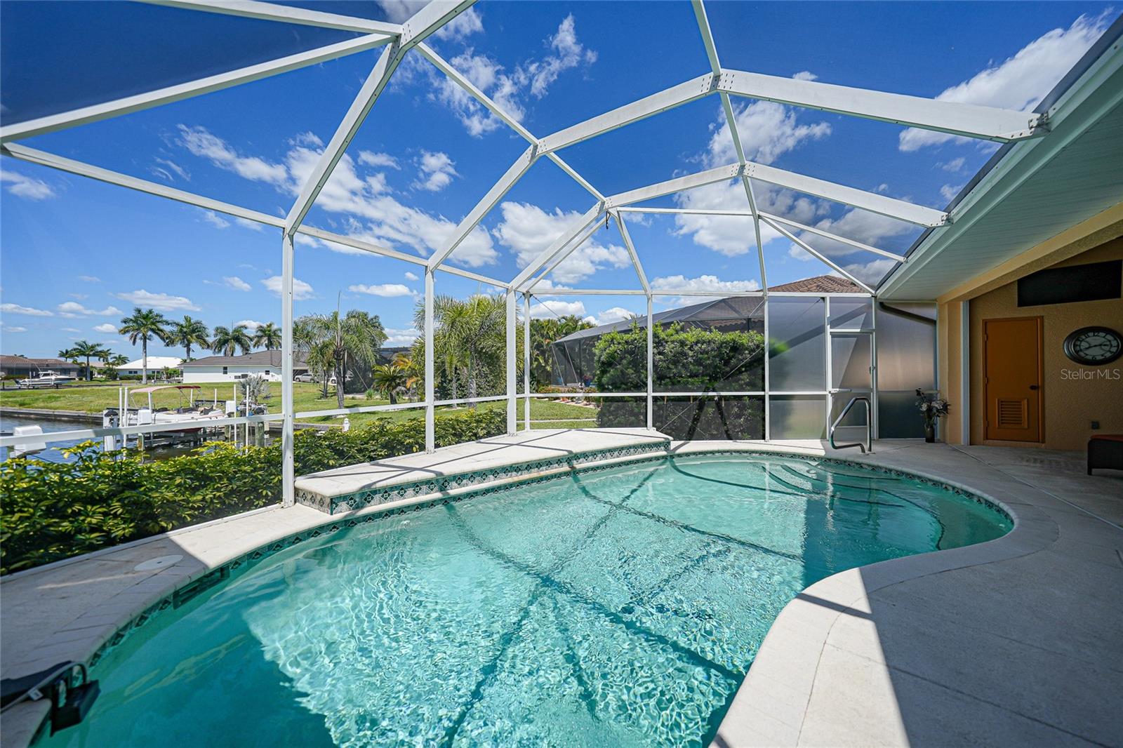 518 SAINT GIRONS CT, PUNTA GORDA, FL, 33950
