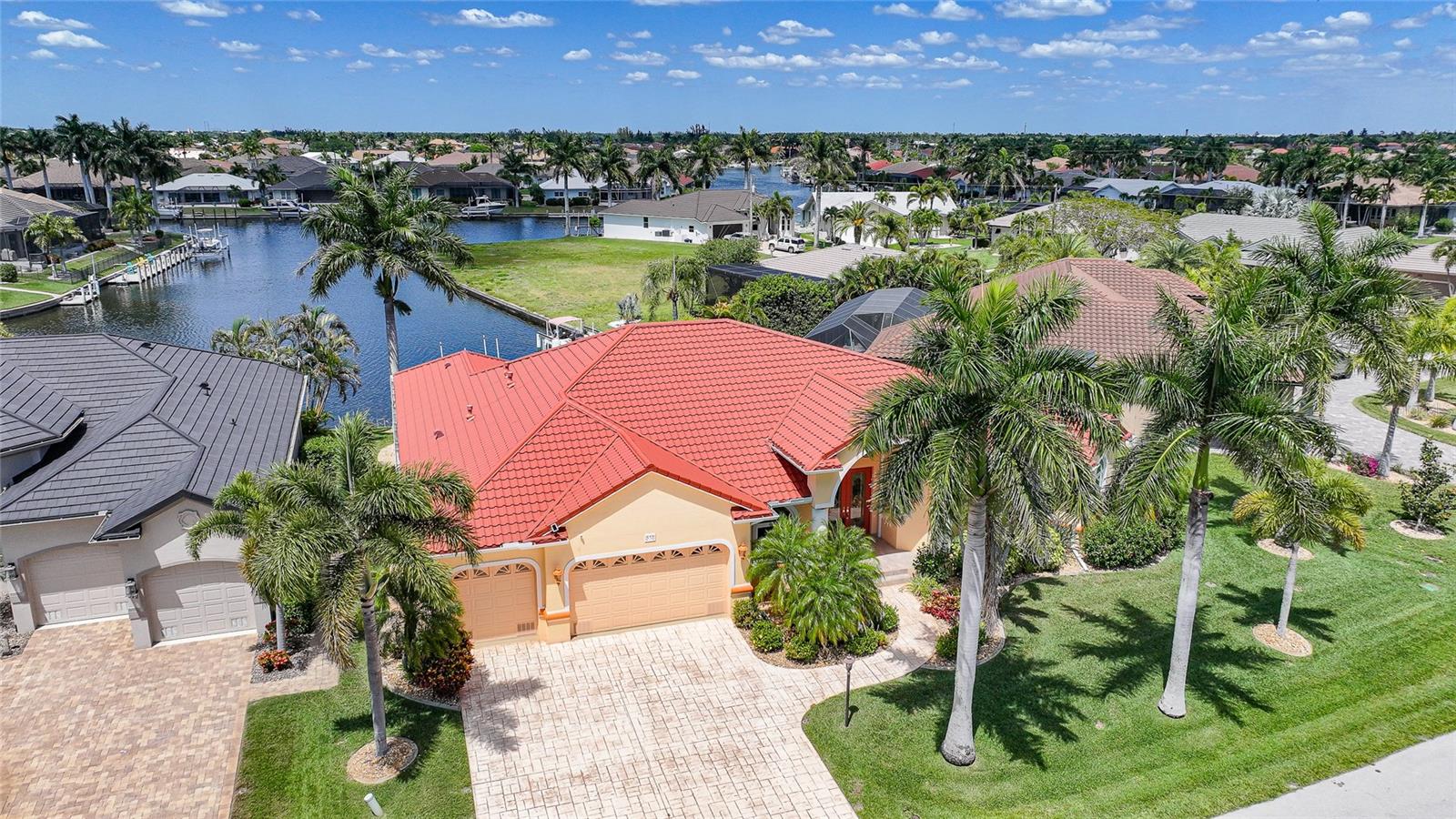 518 SAINT GIRONS CT, PUNTA GORDA, FL, 33950