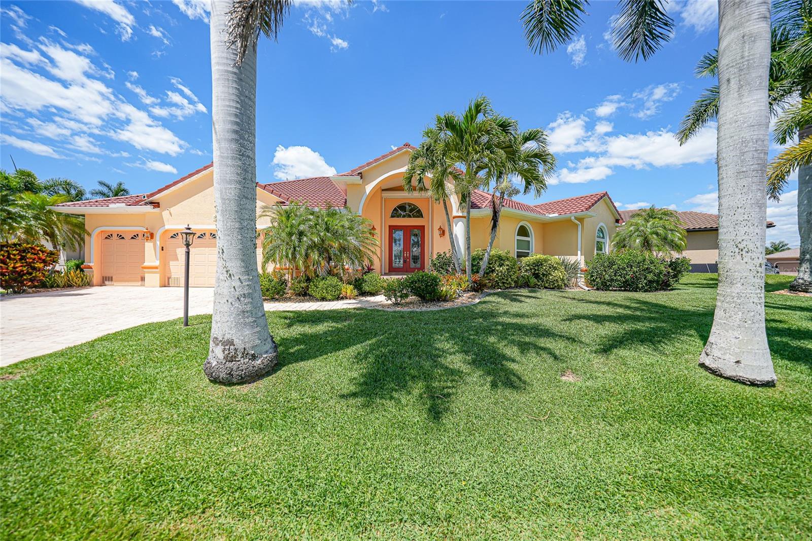 518 SAINT GIRONS CT, PUNTA GORDA, FL, 33950