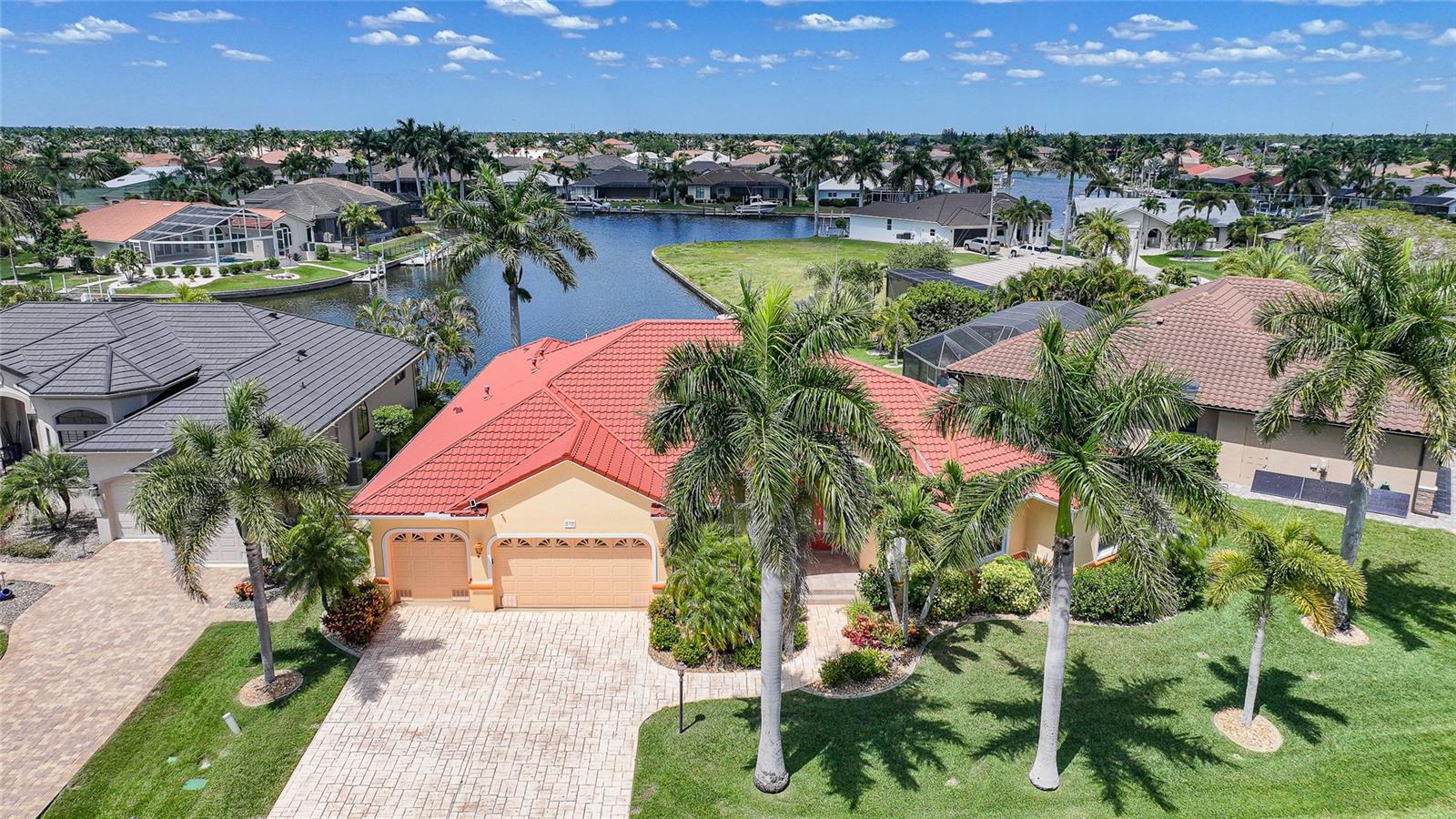 518 SAINT GIRONS CT, PUNTA GORDA, FL, 33950