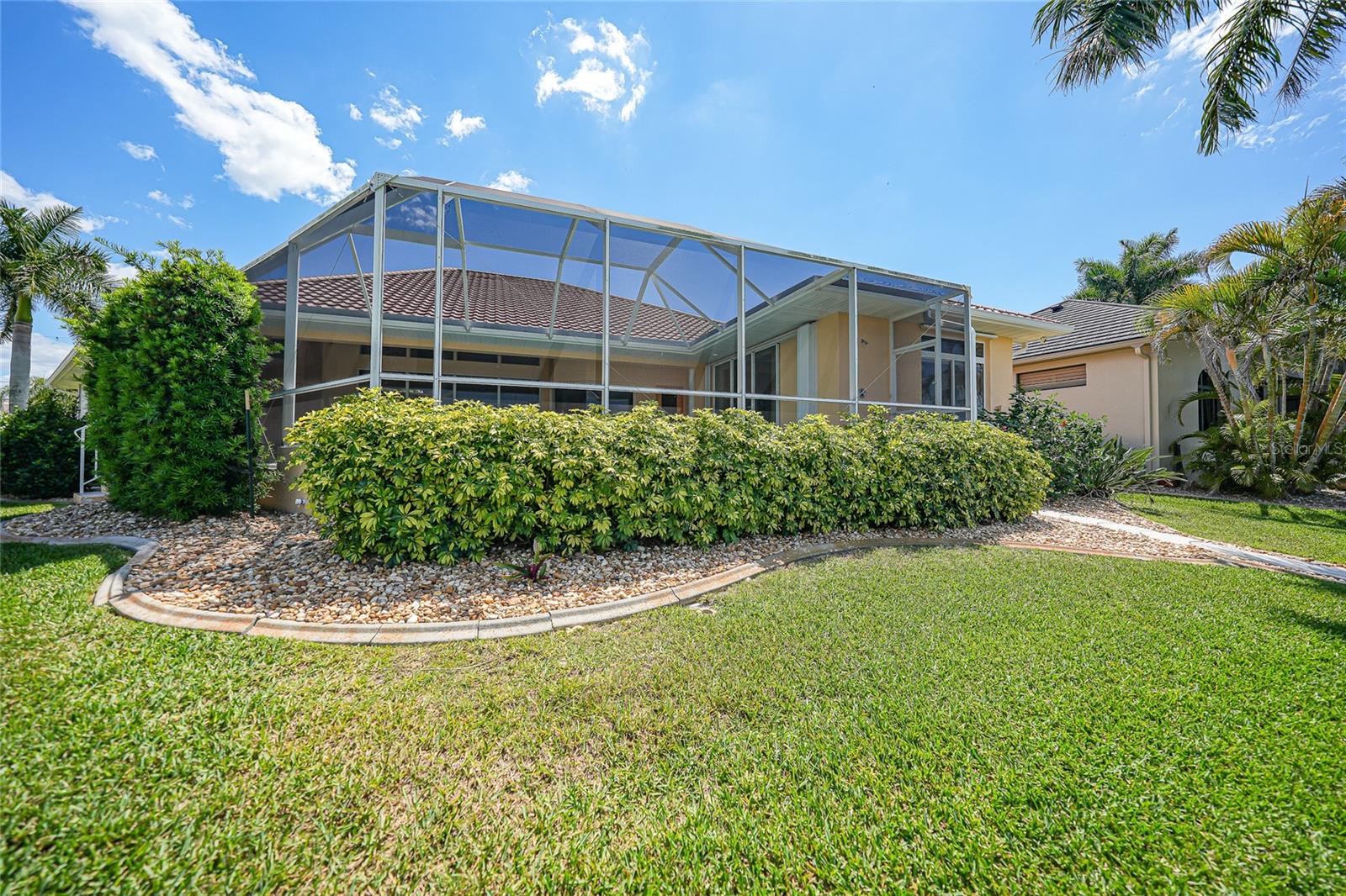 518 SAINT GIRONS CT, PUNTA GORDA, FL, 33950