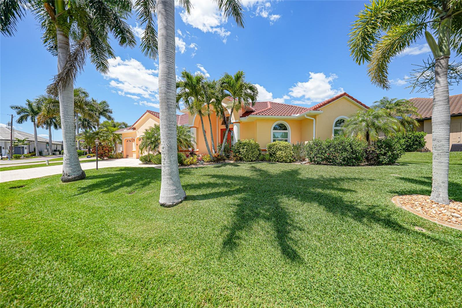 518 SAINT GIRONS CT, PUNTA GORDA, FL, 33950