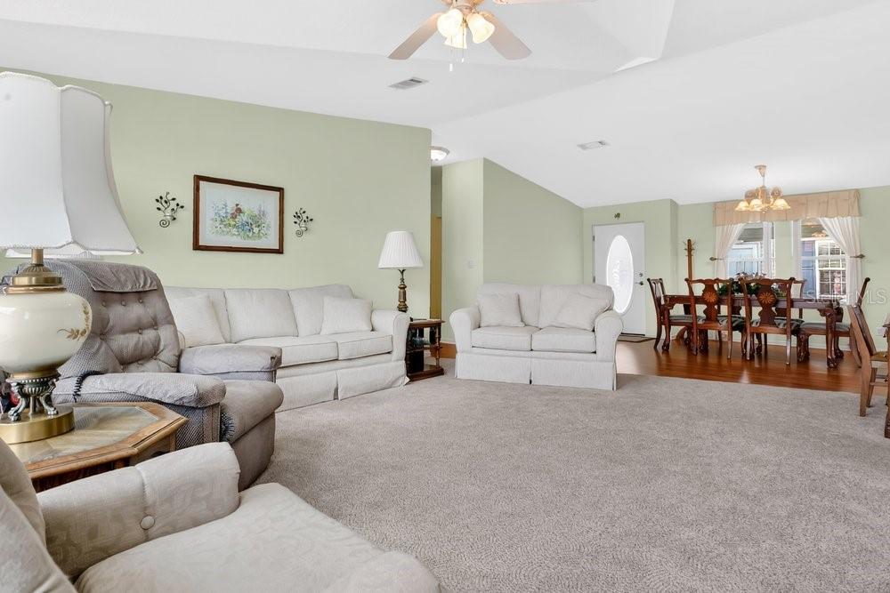 645 DREAMA DR, DAVENPORT, FL, 33897