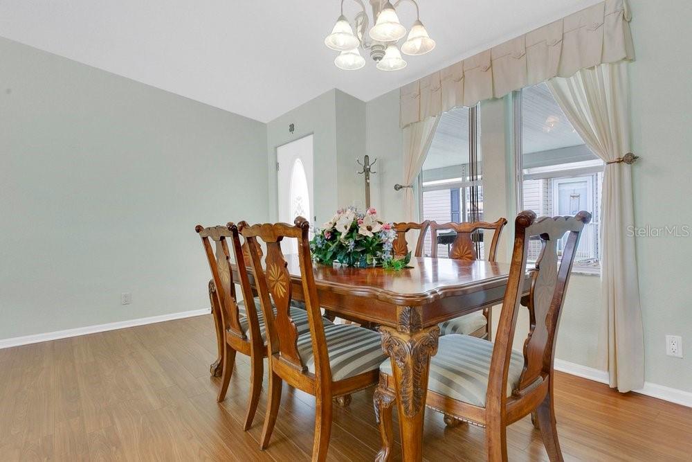 645 DREAMA DR, DAVENPORT, FL, 33897