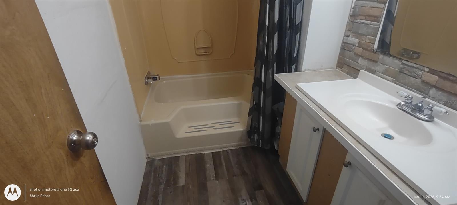 5006 MARC DR, TAMPA, FL, 33619