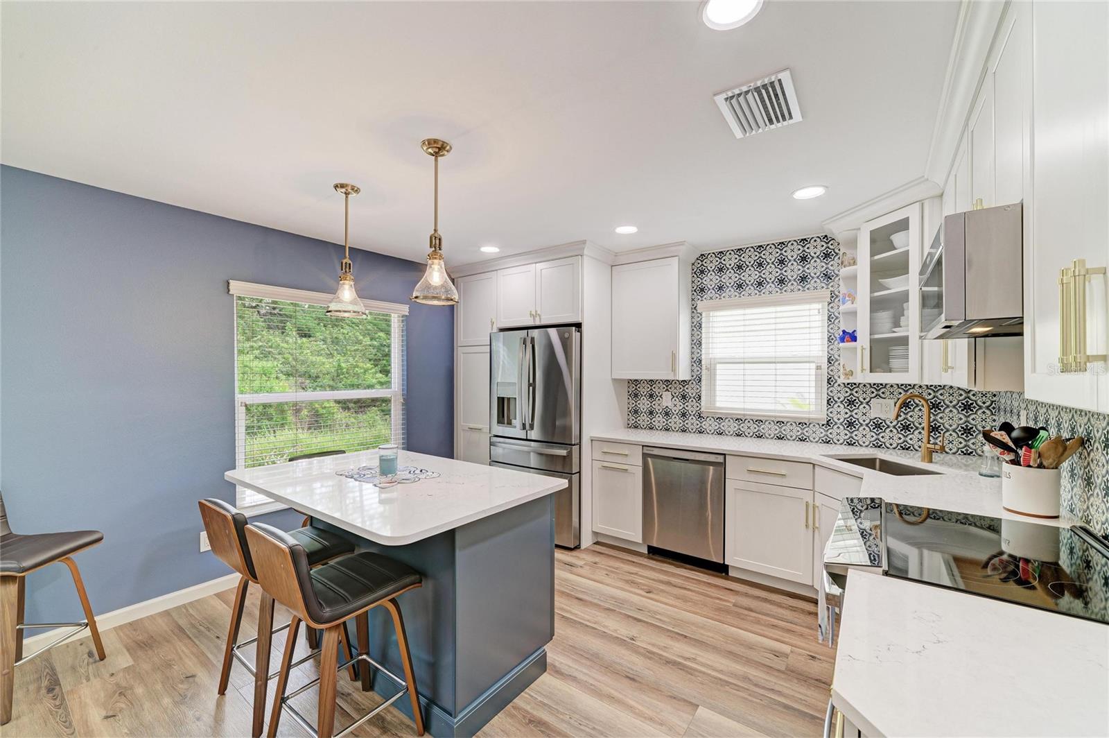 1007 50TH ST E, BRADENTON, FL, 34208