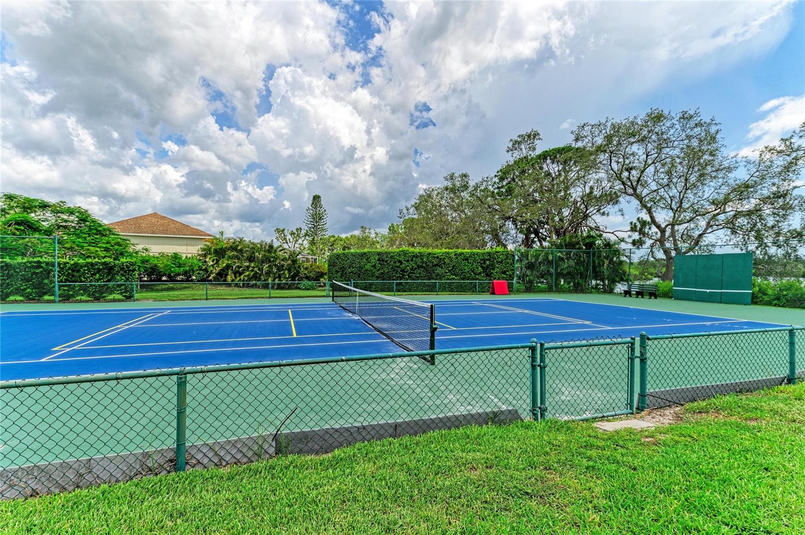 1007 50TH ST E, BRADENTON, FL, 34208
