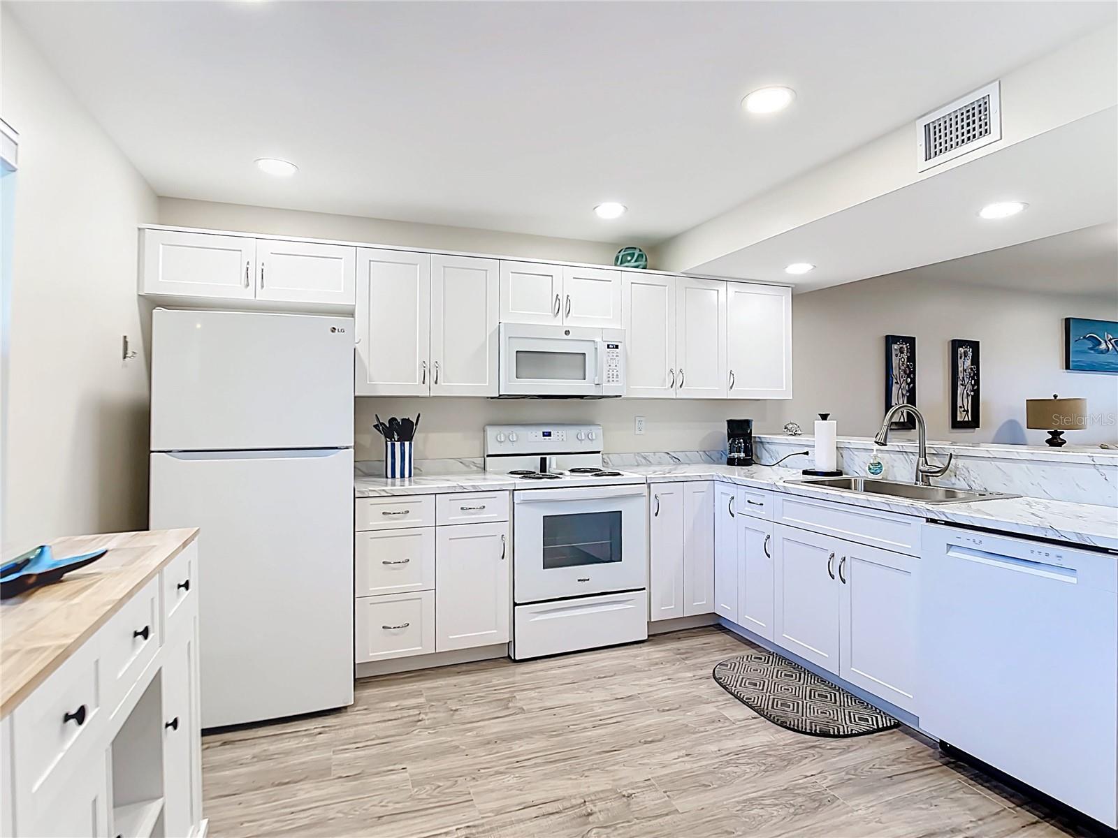 4410 WARREN AVE #101, PORT CHARLOTTE, FL, 33953