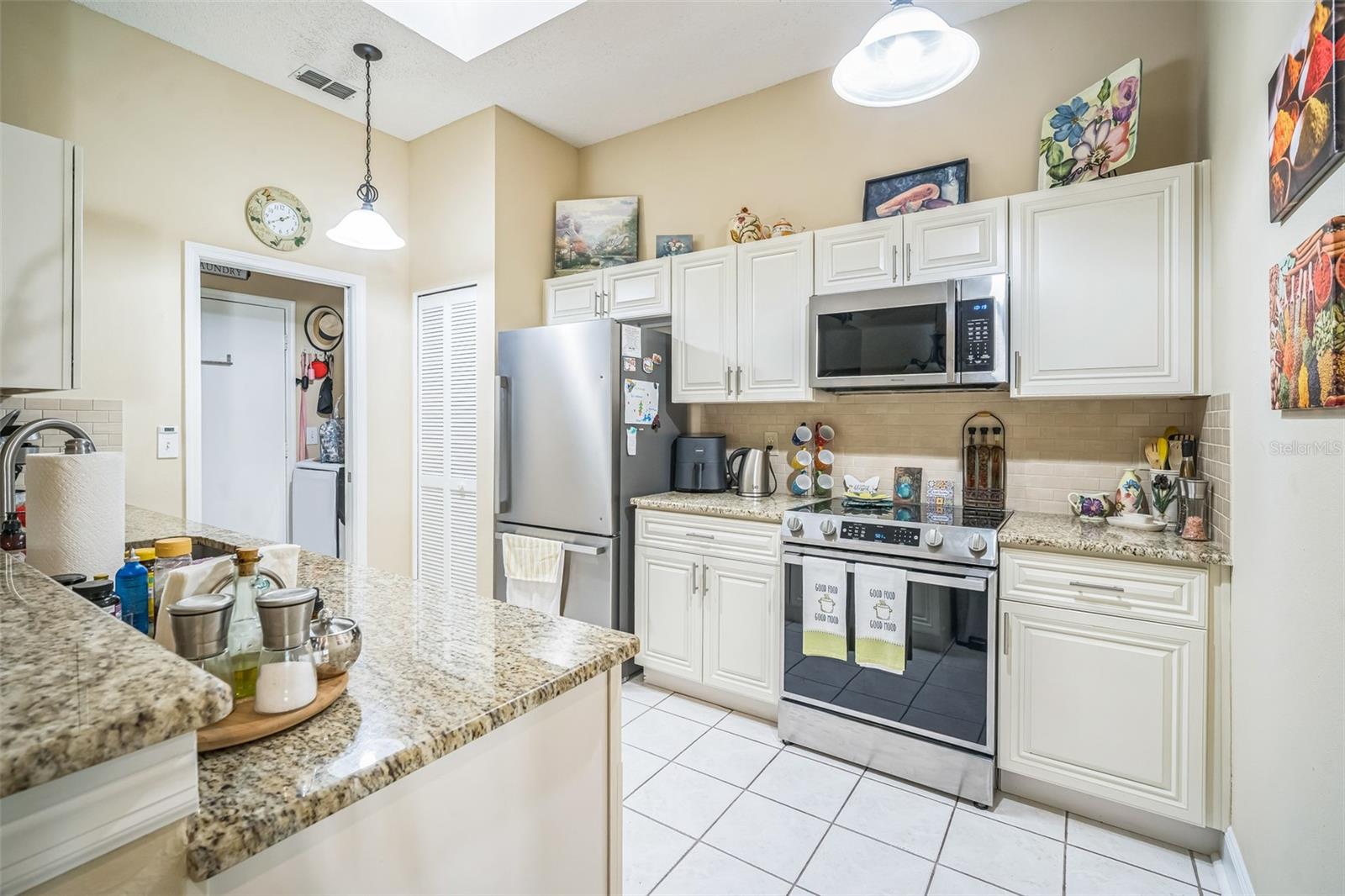 2404 OLD NANTUCKET CT #57, SUN CITY CENTER, FL, 33573
