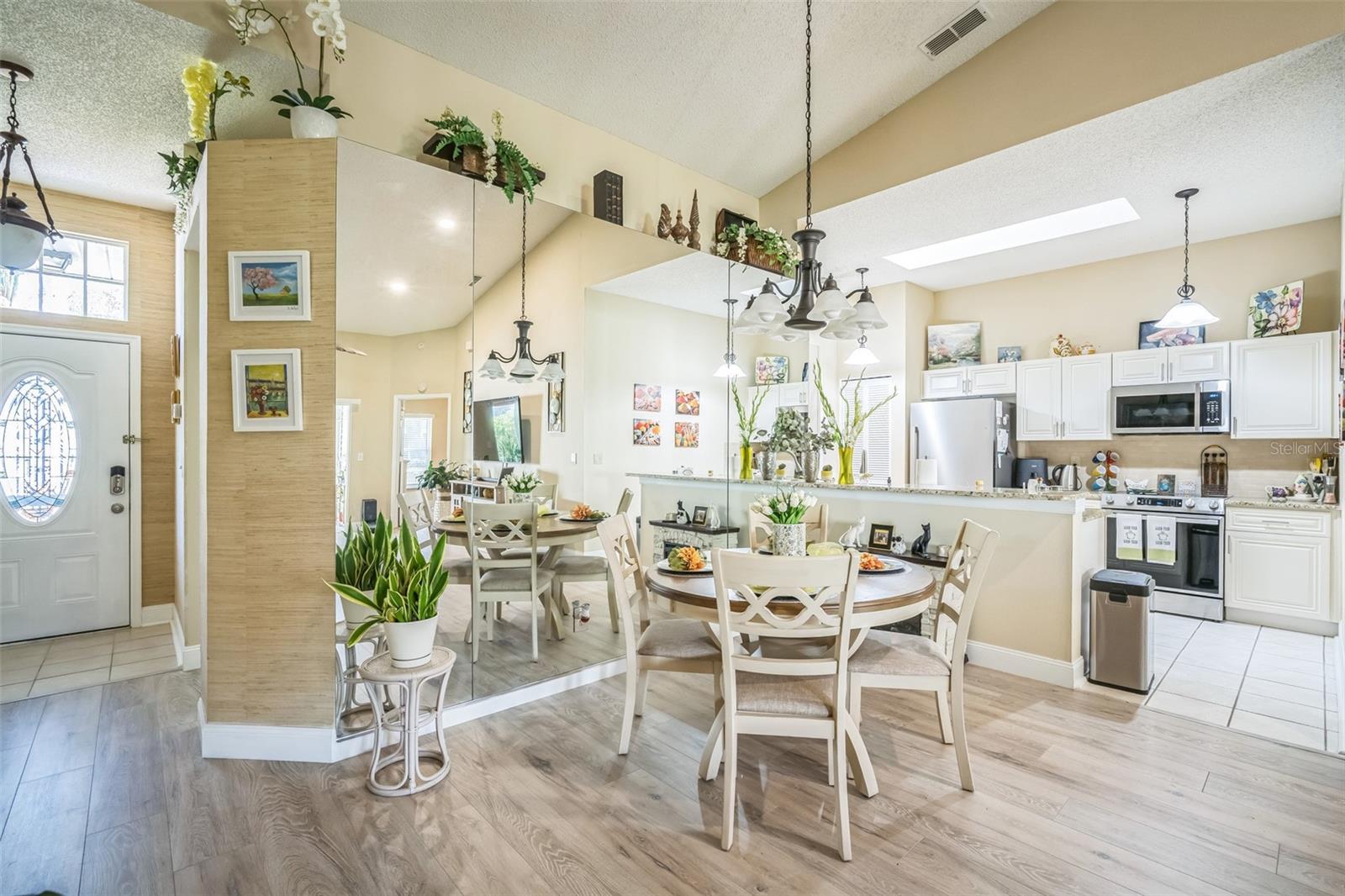 2404 OLD NANTUCKET CT #57, SUN CITY CENTER, FL, 33573