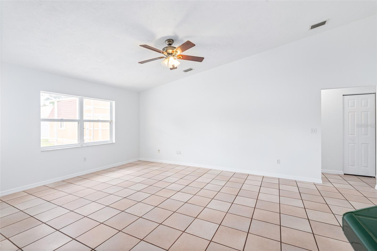 26 PILLAR LN, PALM COAST, FL, 32164