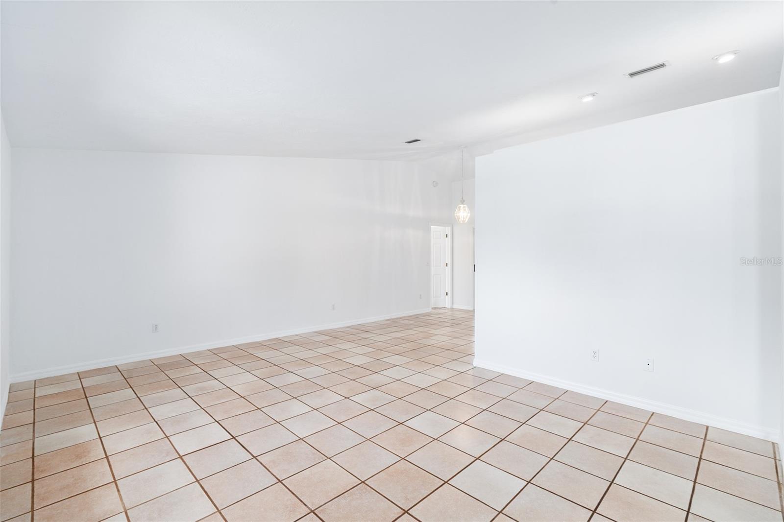26 PILLAR LN, PALM COAST, FL, 32164