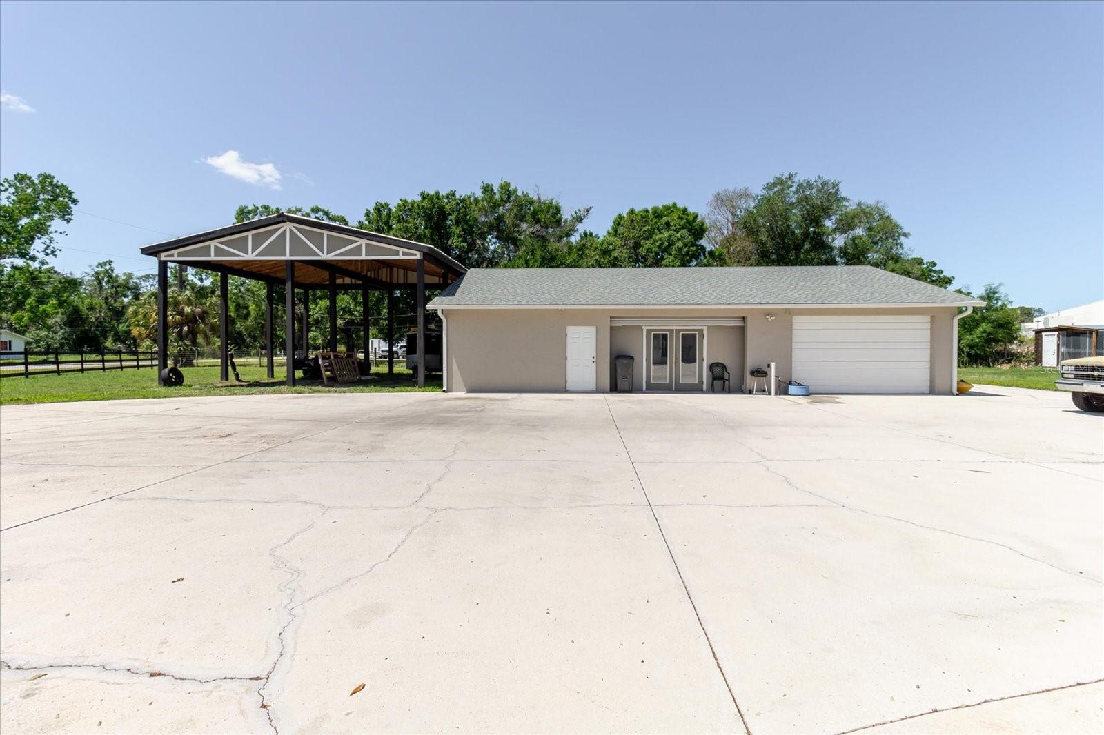 8105 BROWER DR, BRADENTON, FL, 34211