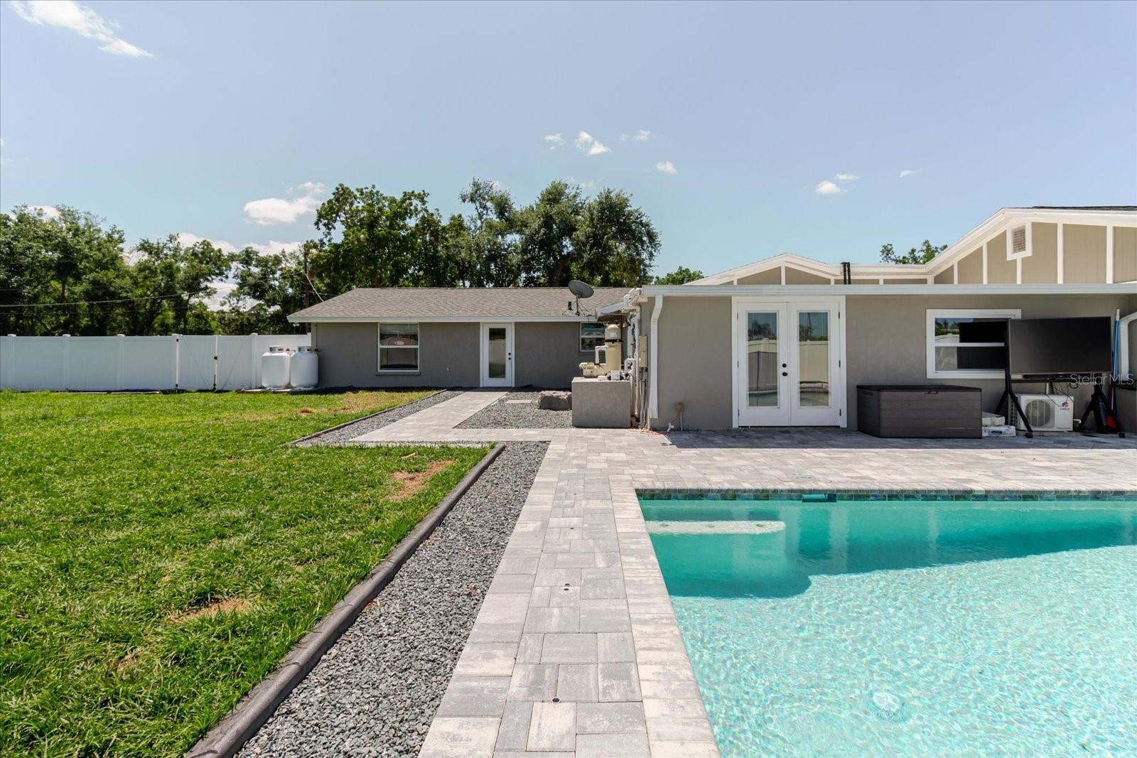 8105 BROWER DR, BRADENTON, FL, 34211