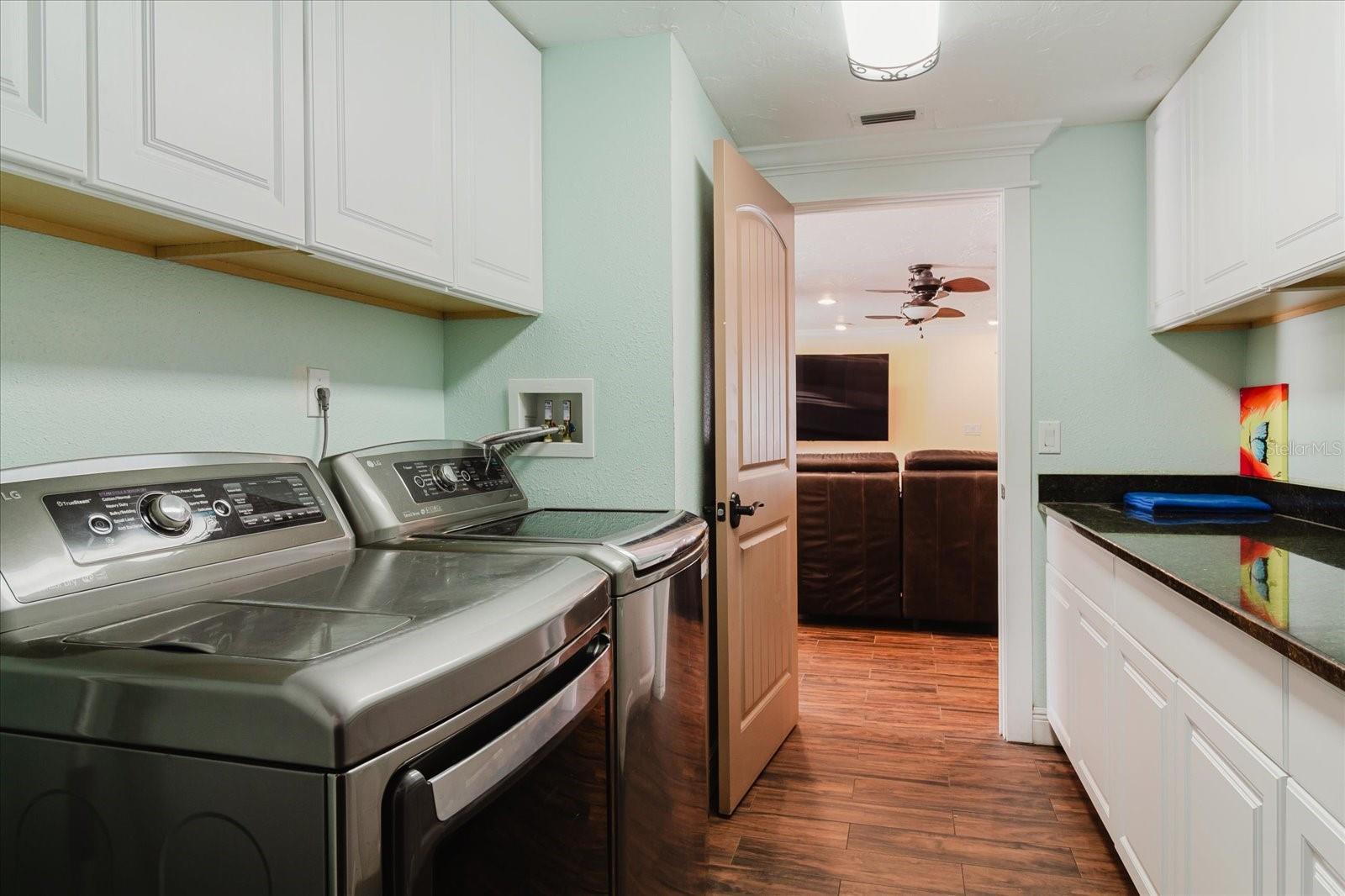 8105 BROWER DR, BRADENTON, FL, 34211