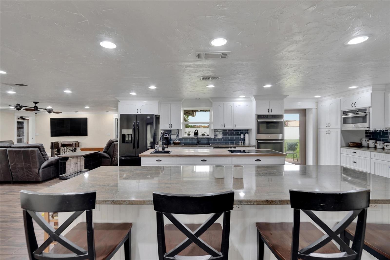 8105 BROWER DR, BRADENTON, FL, 34211