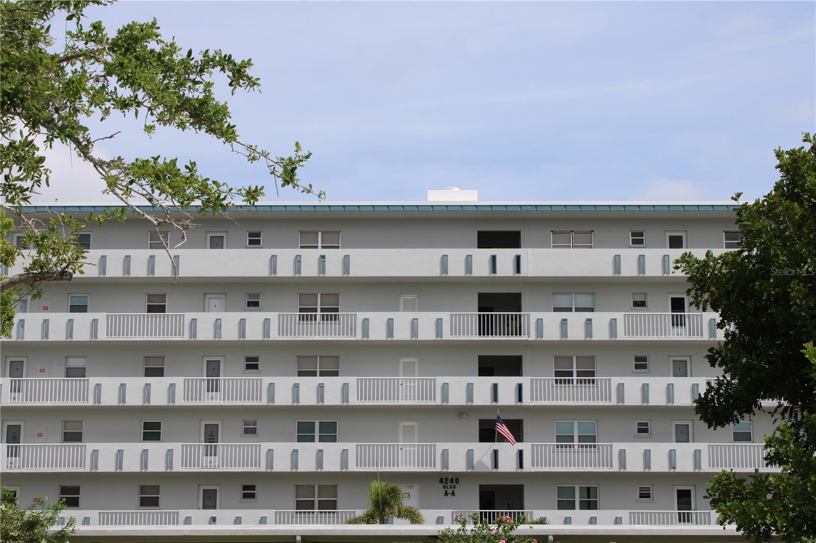 4240 IRONWOOD CIR #404, BRADENTON, FL, 34209