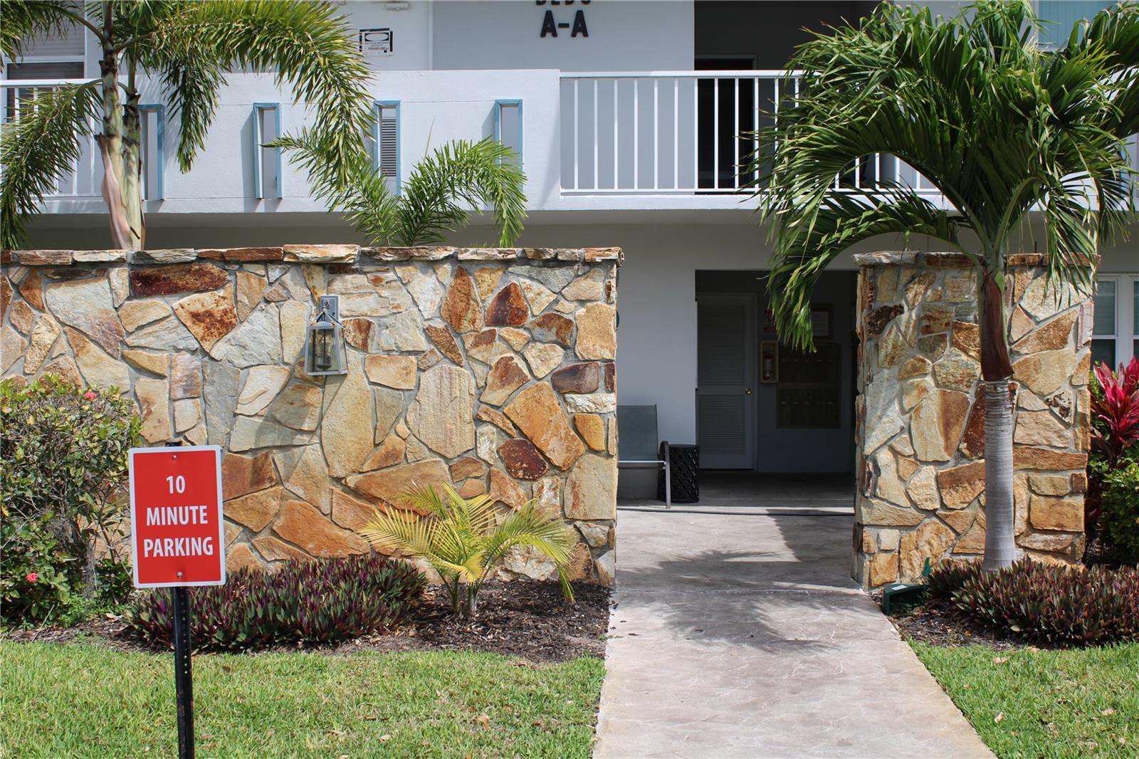 4240 IRONWOOD CIR #404, BRADENTON, FL, 34209