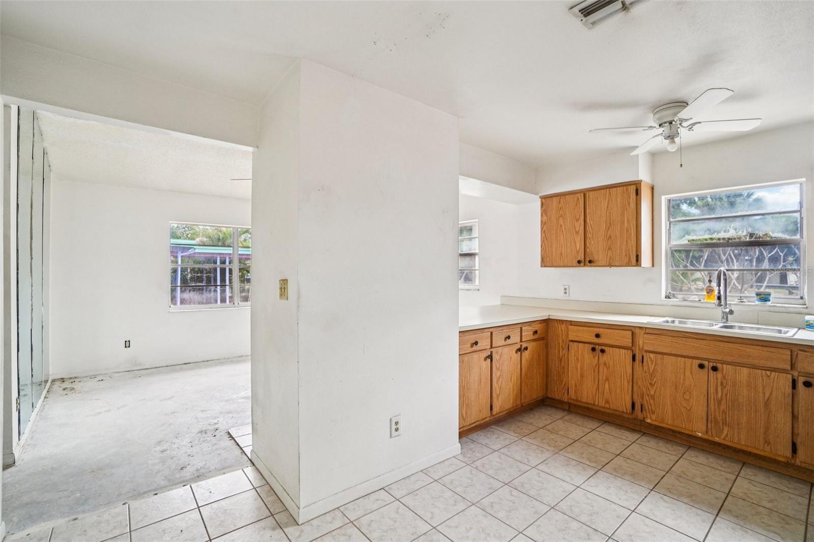 7227 32ND AVE N, ST PETERSBURG, FL, 33710
