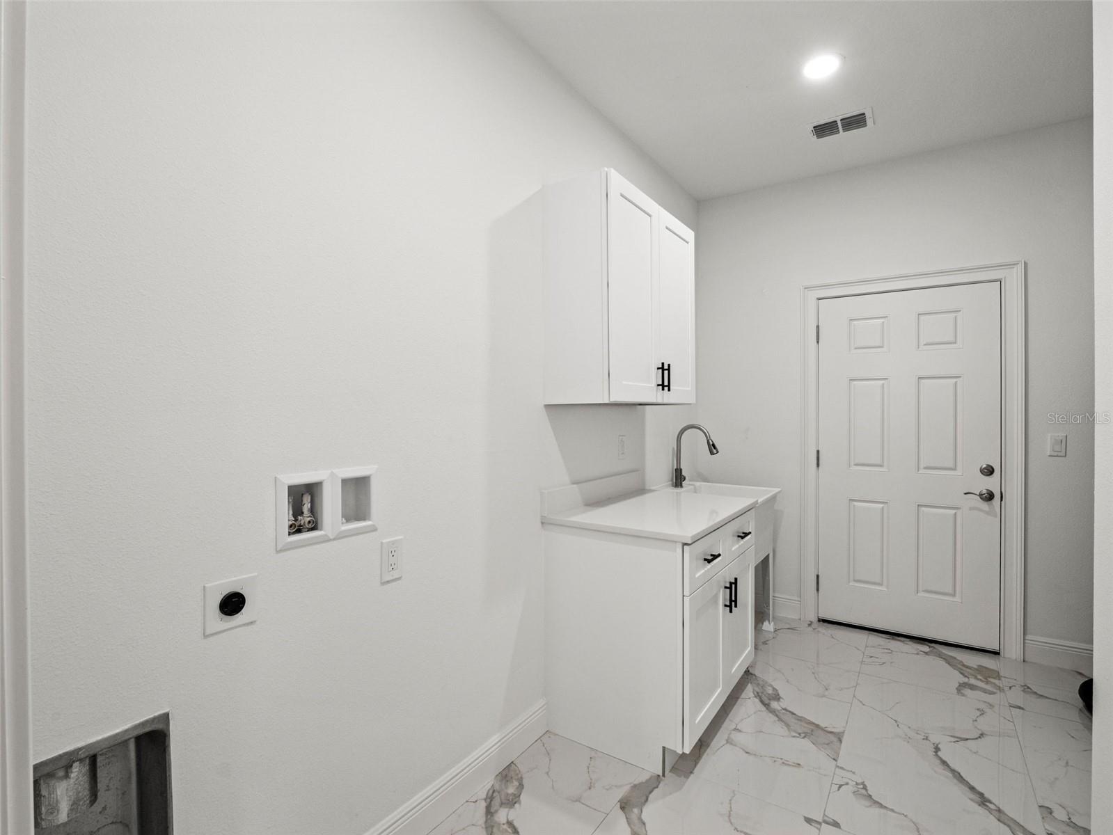 42430 FIR ST, EUSTIS, FL, 32736