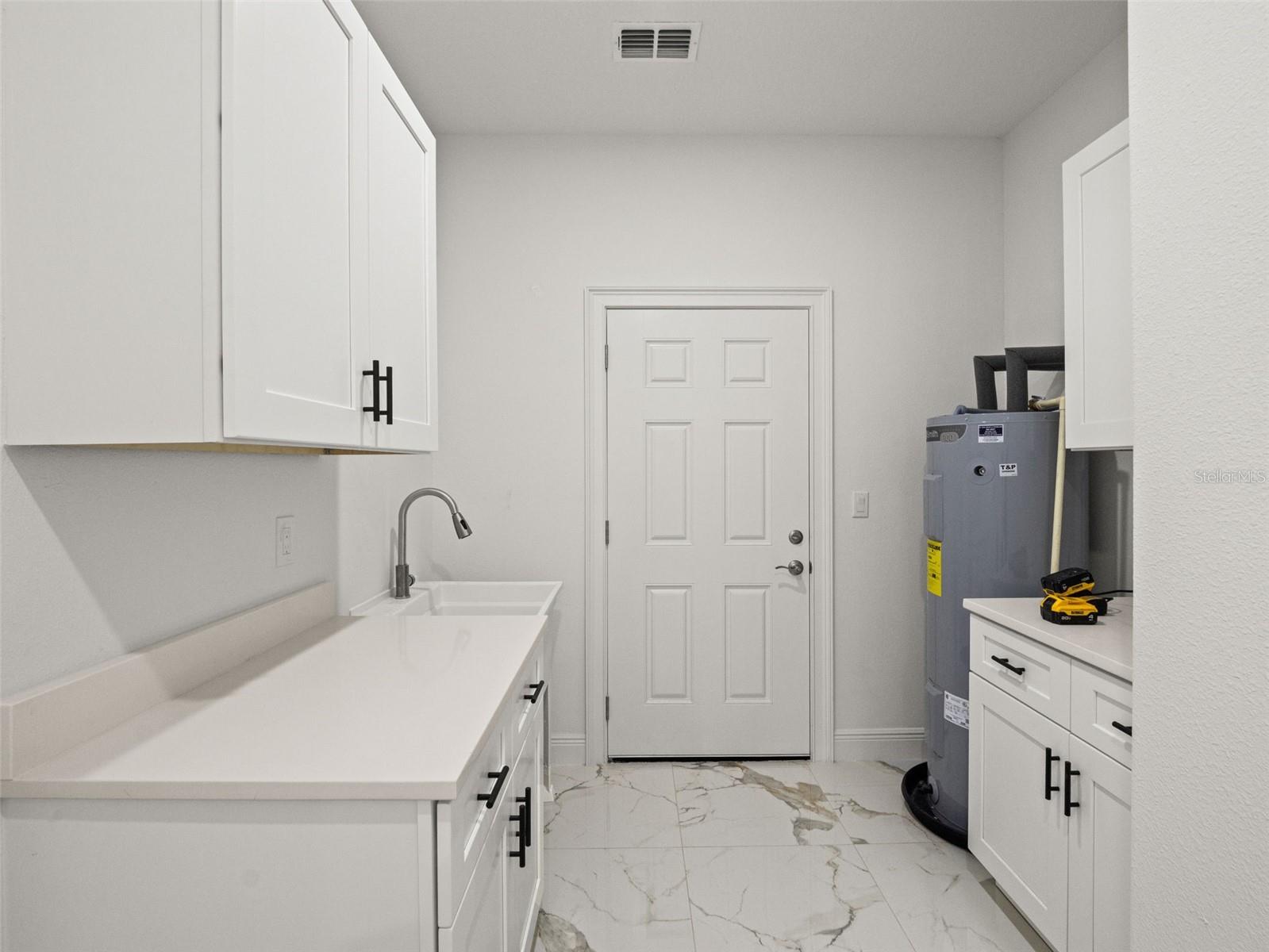 42430 FIR ST, EUSTIS, FL, 32736