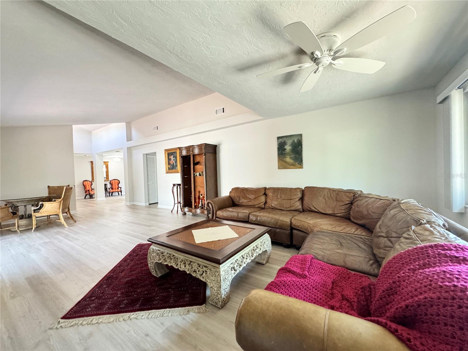 6403 MEADOWLARK LN, BRADENTON, FL, 34210