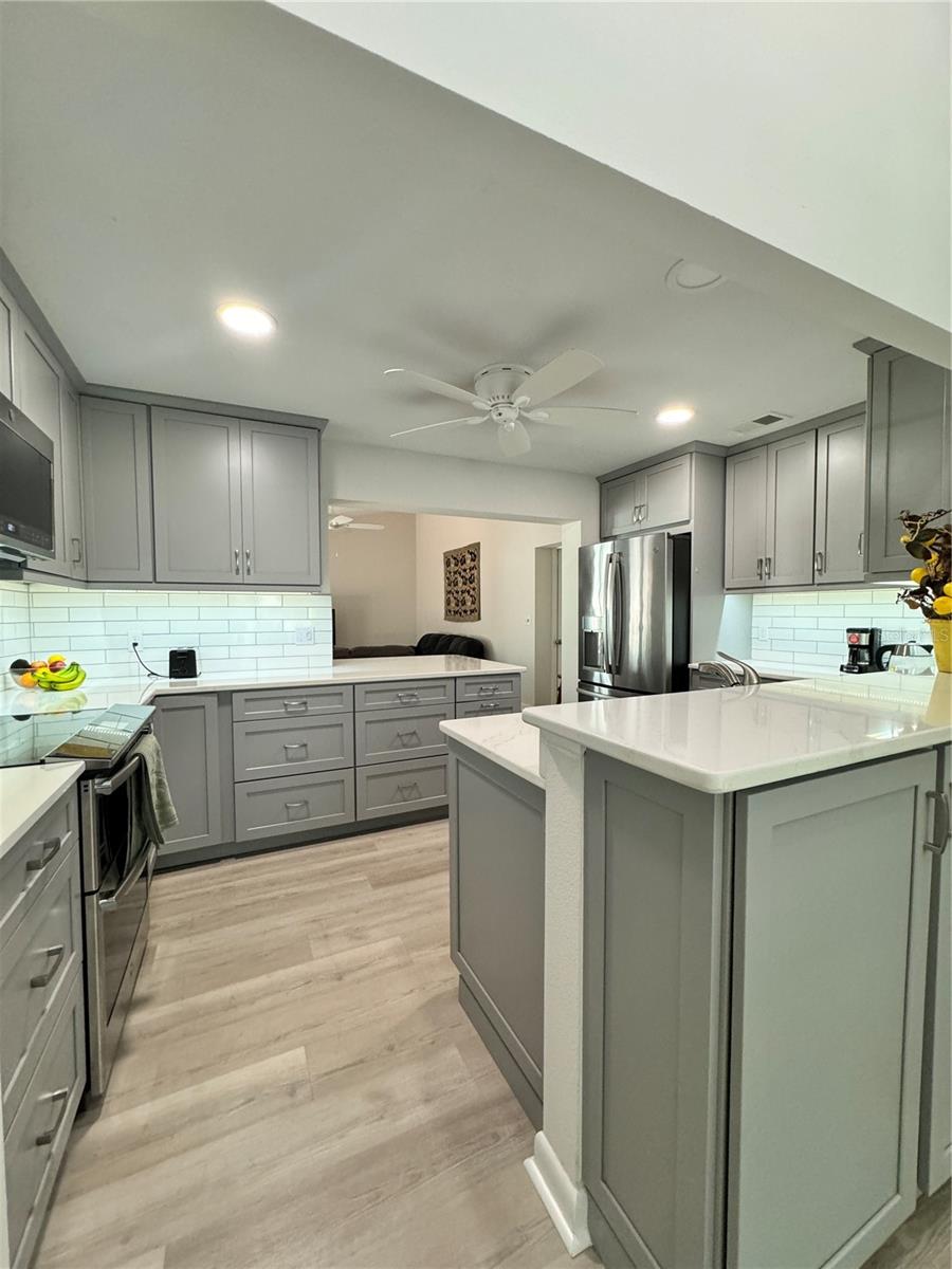 6403 MEADOWLARK LN, BRADENTON, FL, 34210