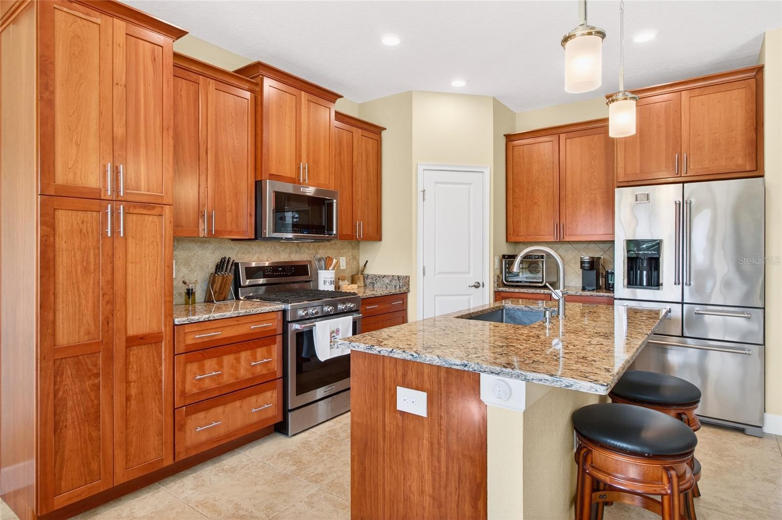 3863 BEDFORD AVE, WINTER HAVEN, FL, 33884