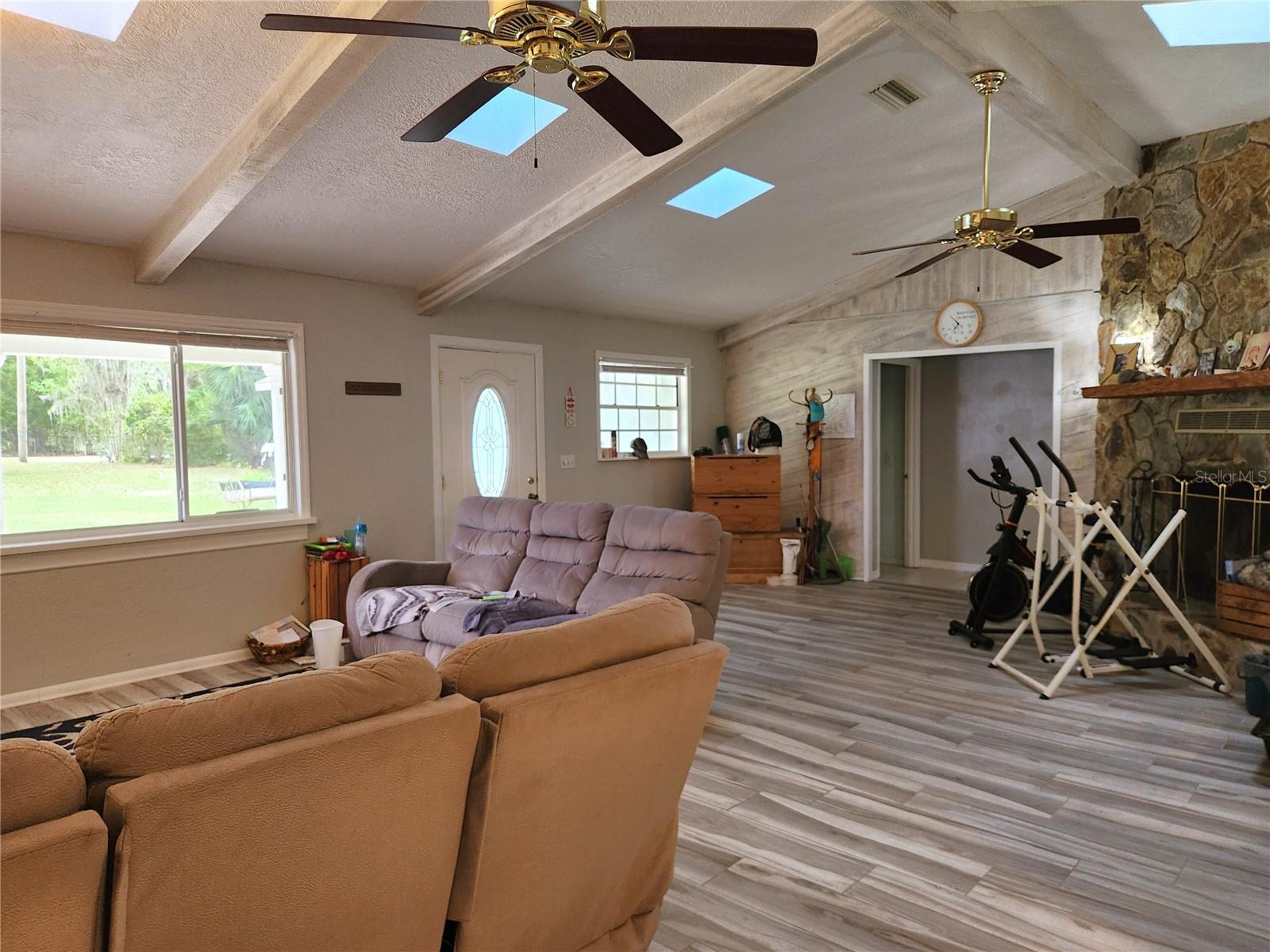 22380 NE 112TH TER, FORT MC COY, FL, 32134