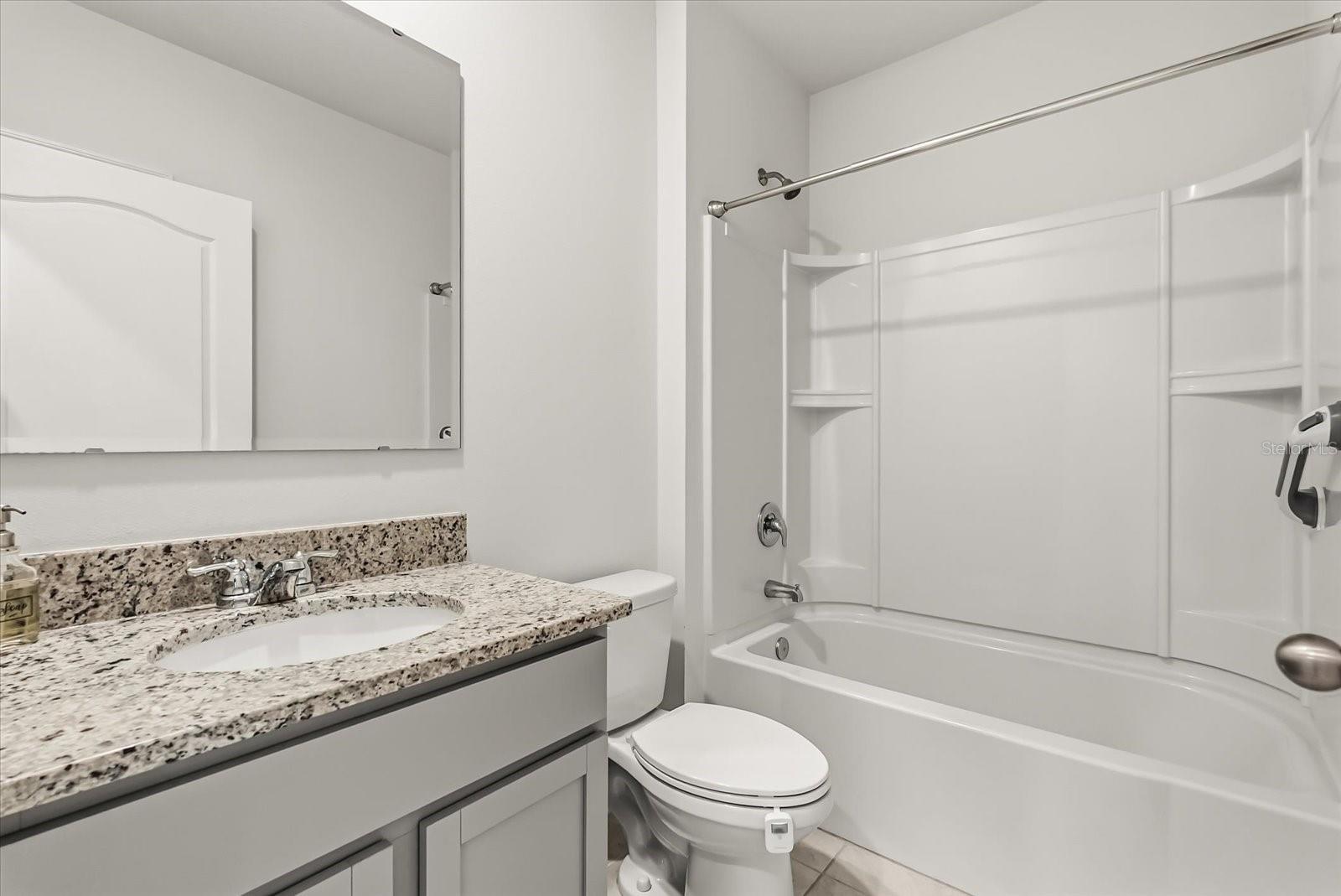 1006 AUGUST SKY DR, DELTONA, FL, 32738