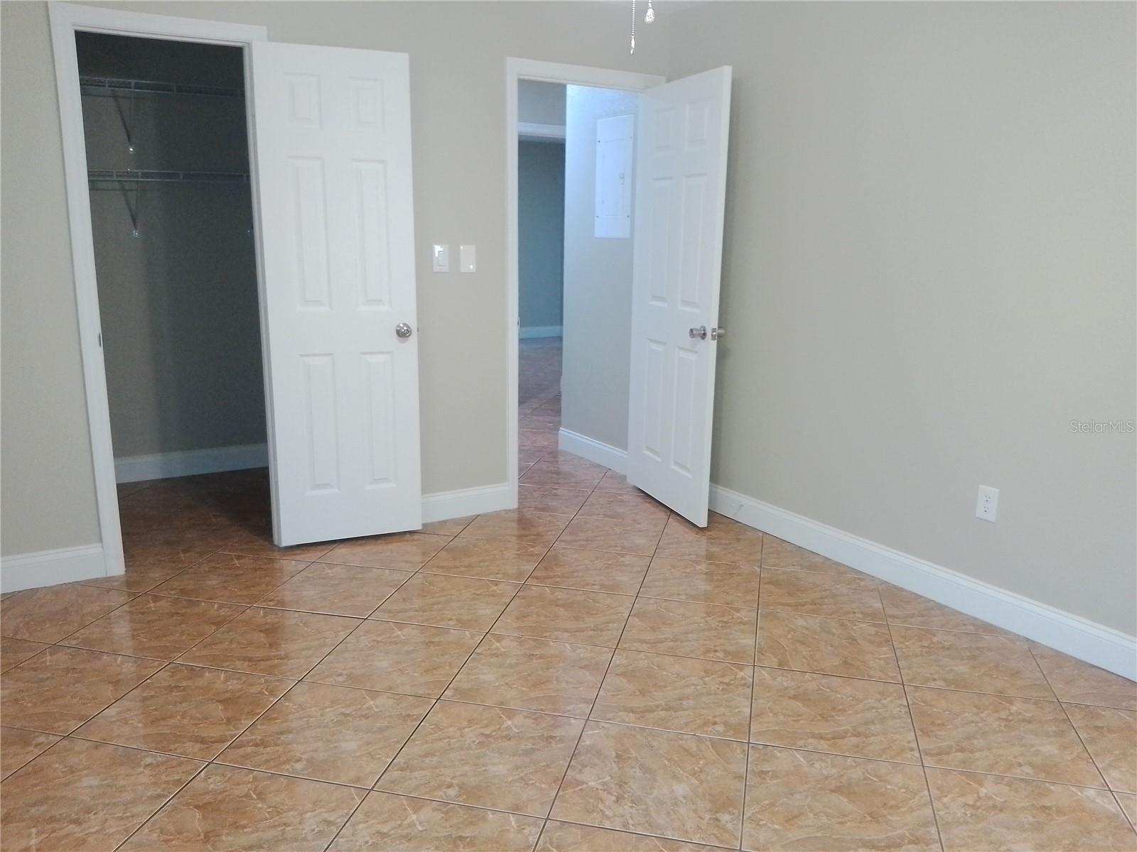 2701 S DELLWOOD DR, EUSTIS, FL, 32726