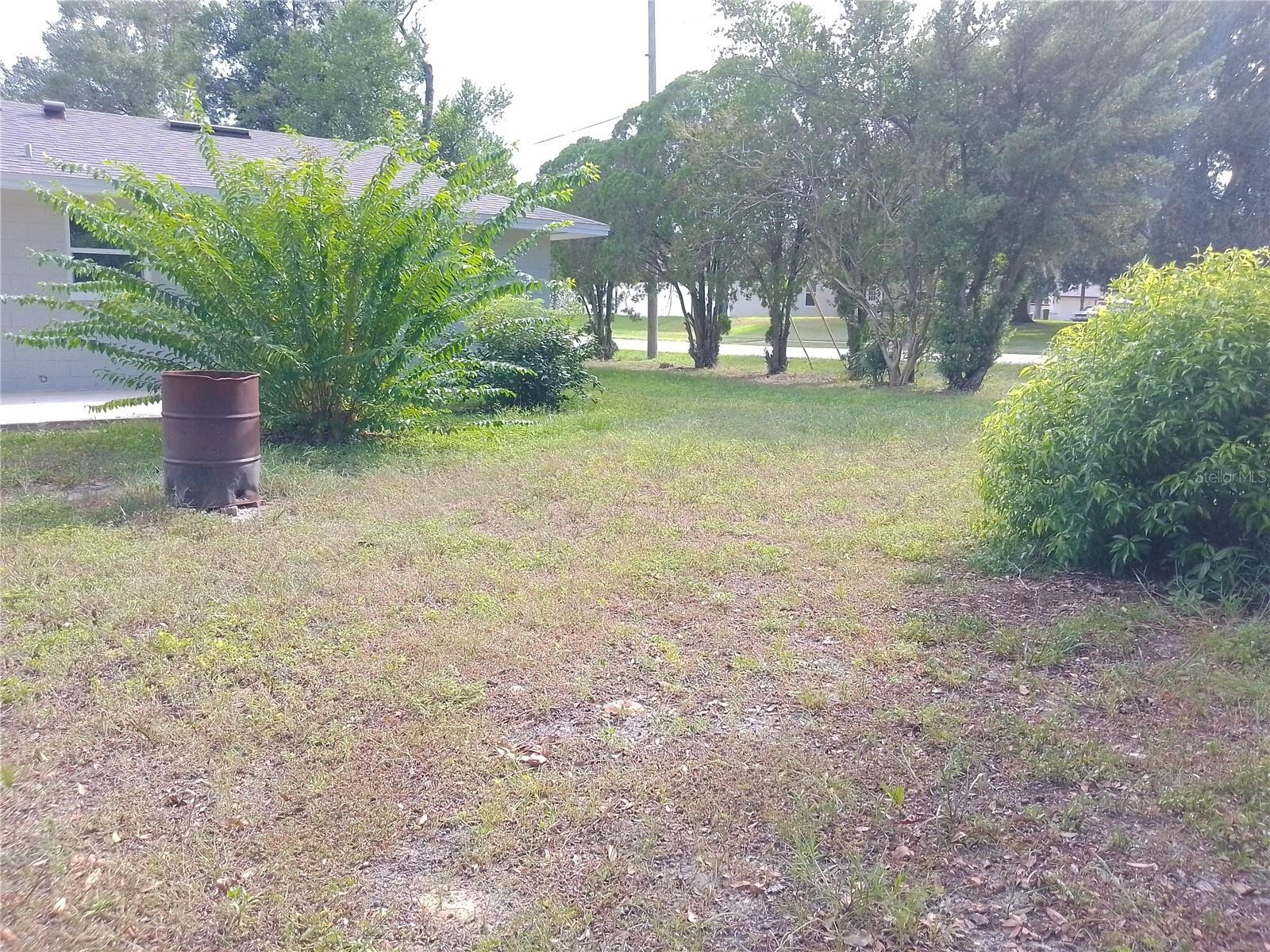 2701 S DELLWOOD DR, EUSTIS, FL, 32726
