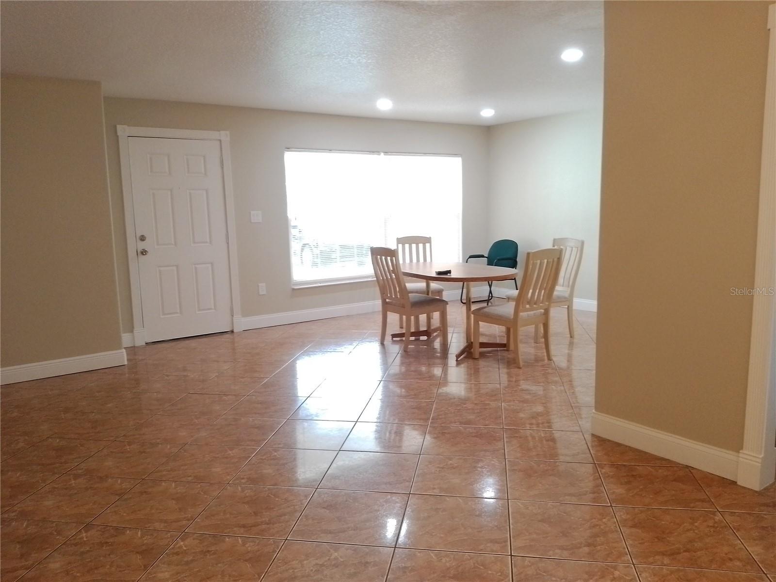 2701 S DELLWOOD DR, EUSTIS, FL, 32726