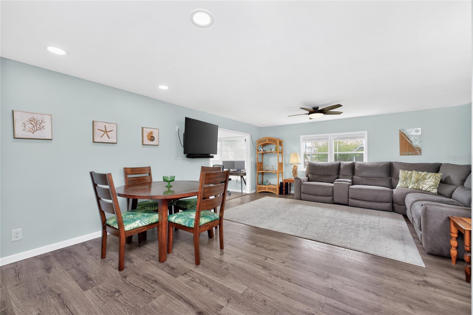 258 VIA DE LUNA, ENGLEWOOD, FL, 34224