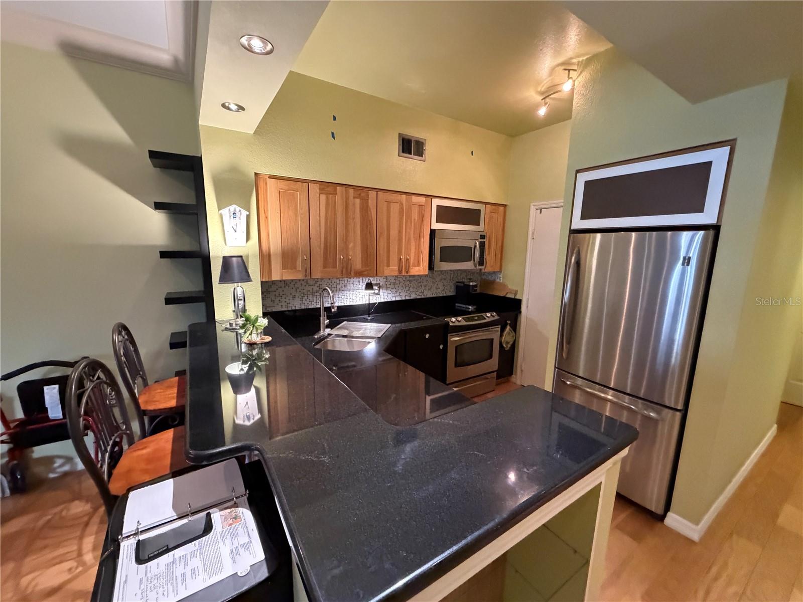 100 4TH AVE S #207, ST PETERSBURG, FL, 33701