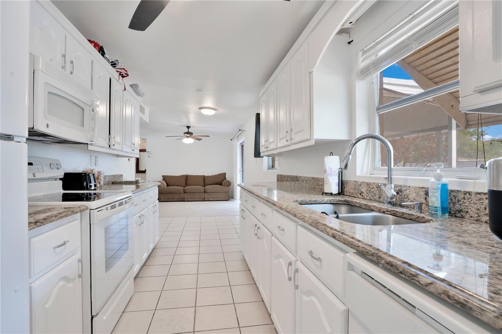 2924 PINEDALE AVE, LAKELAND, FL, 33803