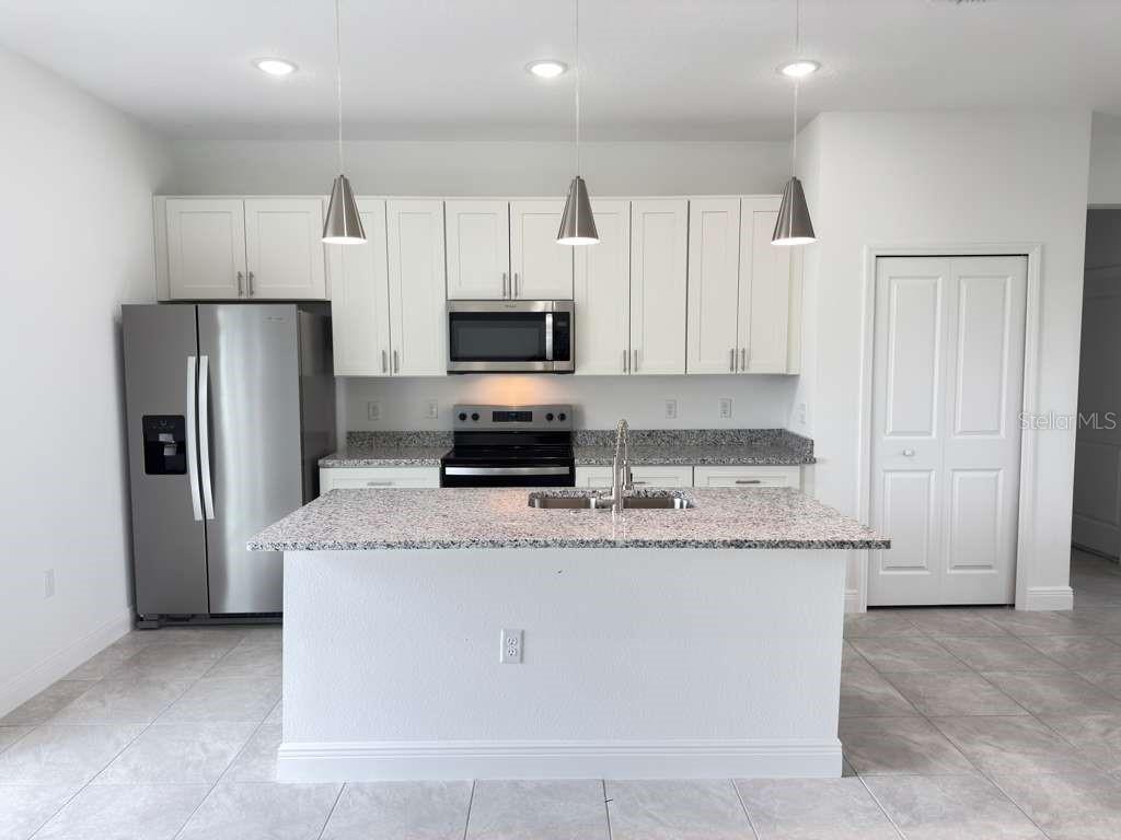 6142 SW 154TH PLACE RD, OCALA, FL, 34473